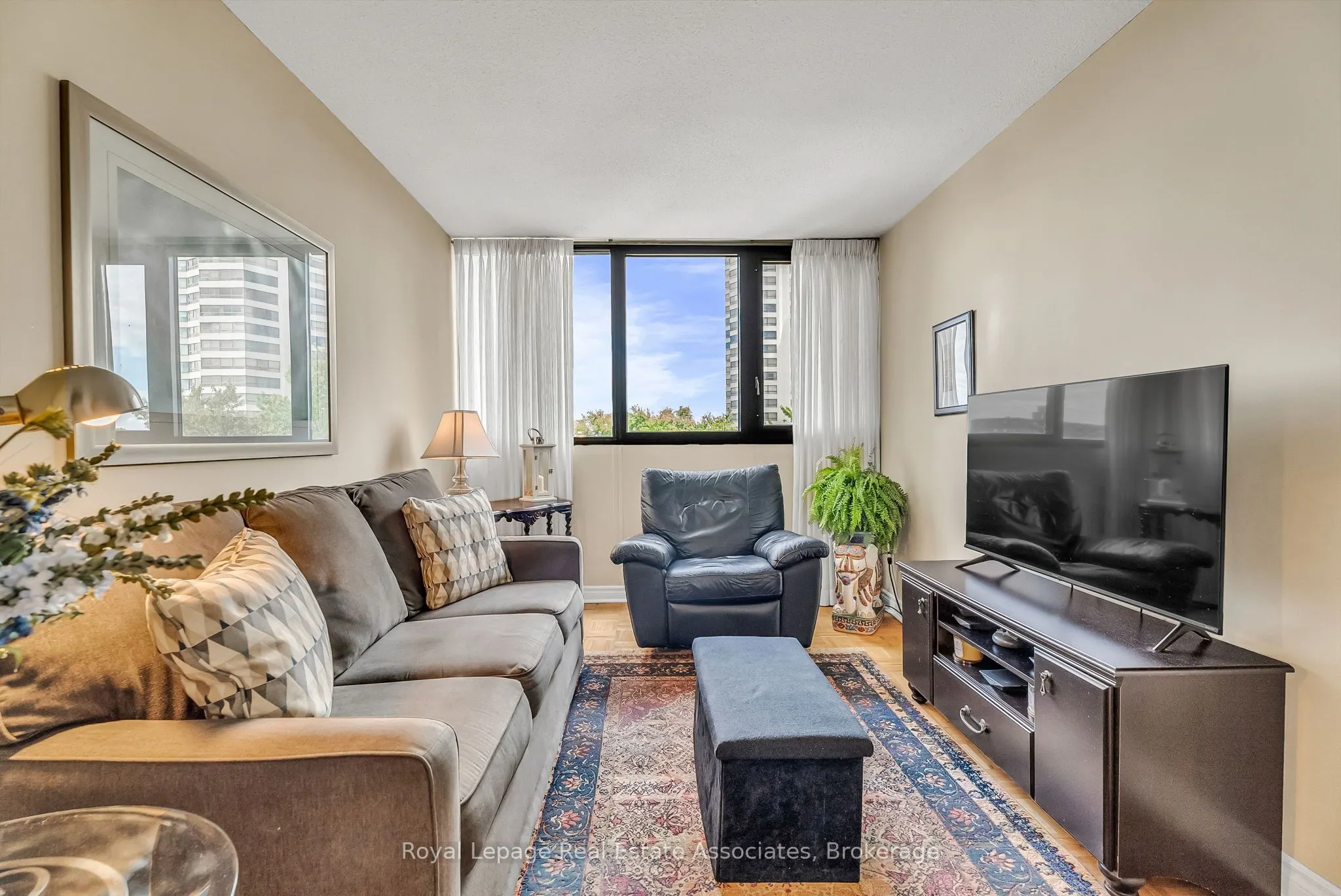 1333 Bloor Street E, #611