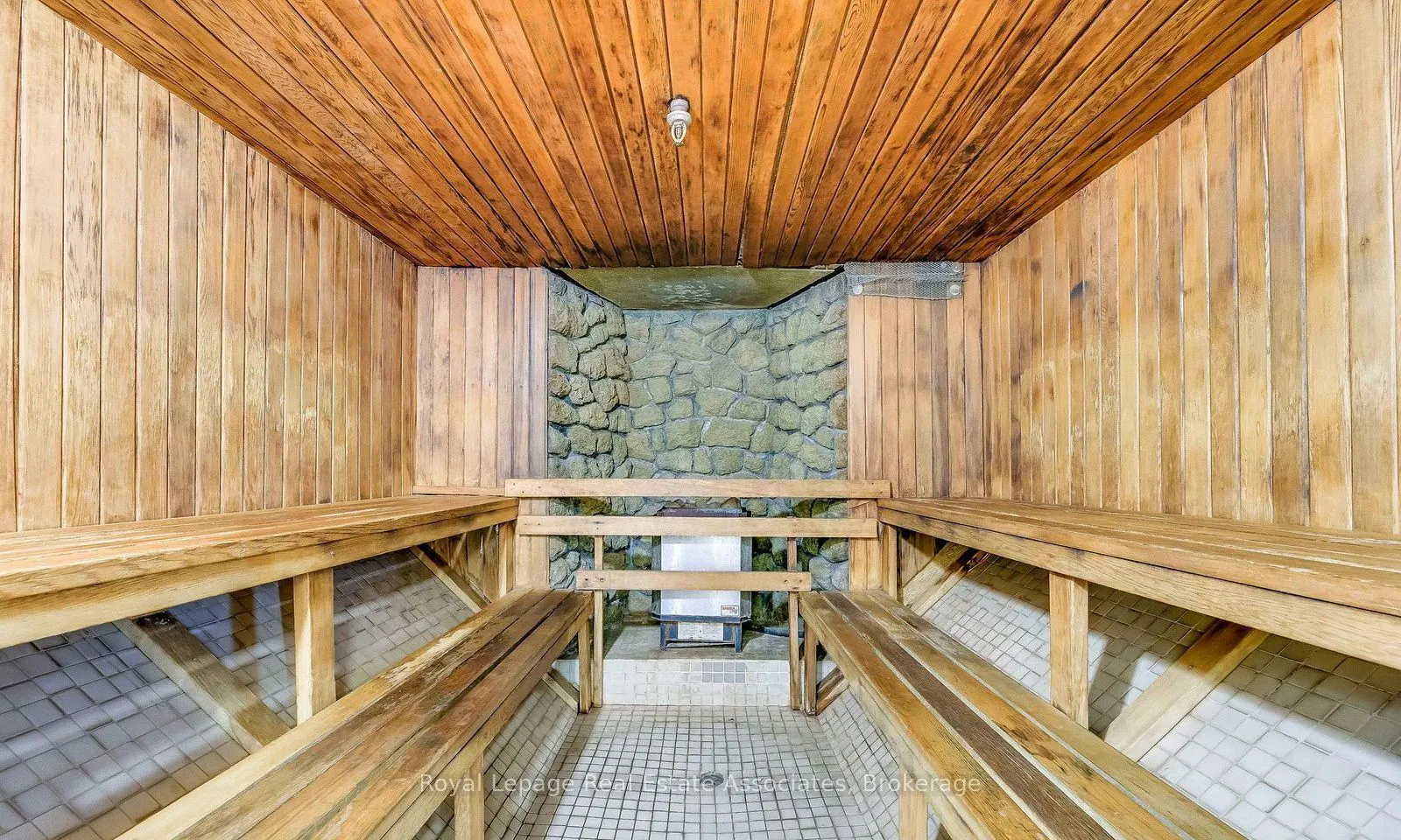 1333 Bloor Street E, #611