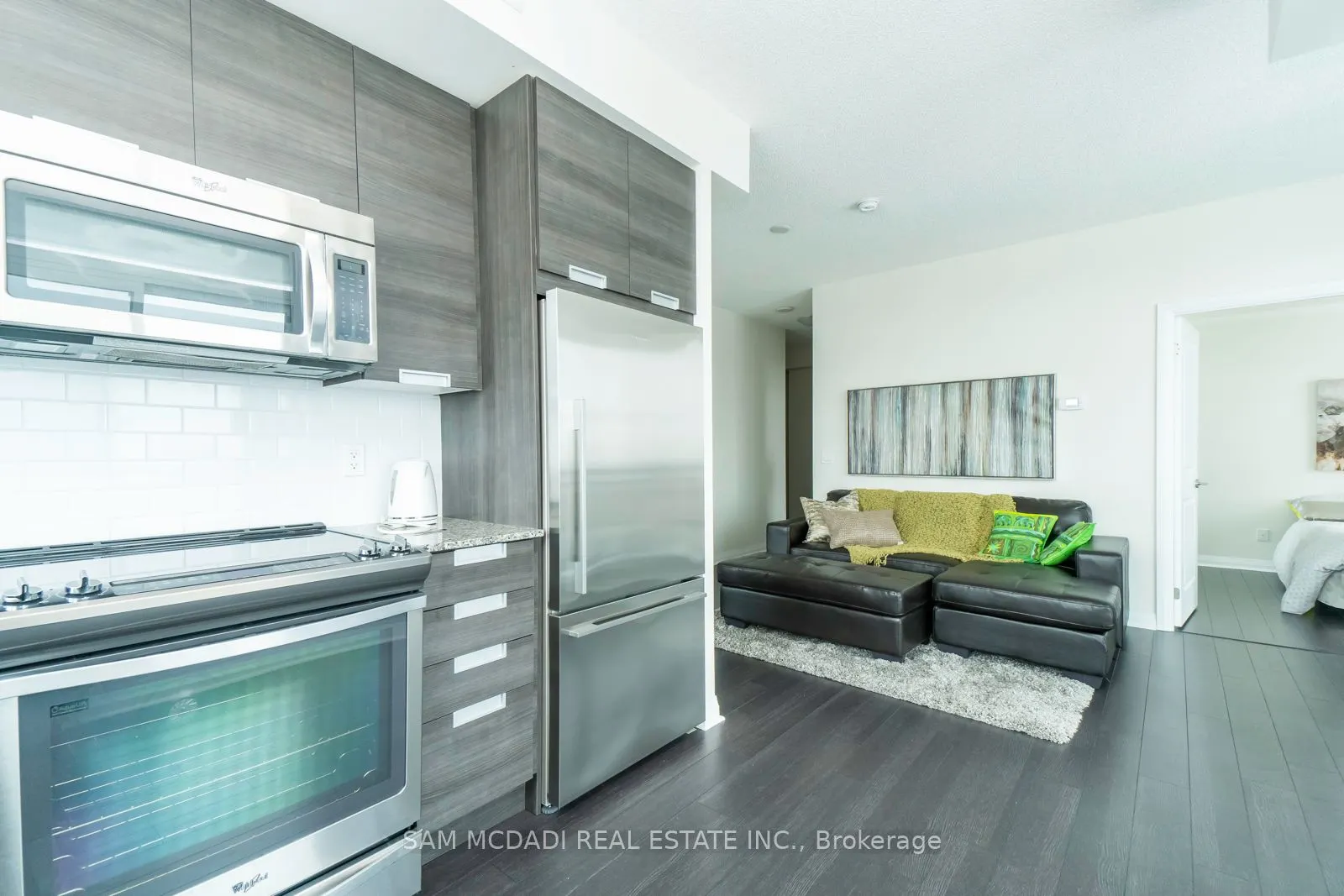 55 Eglinton Avenue W, #1504
