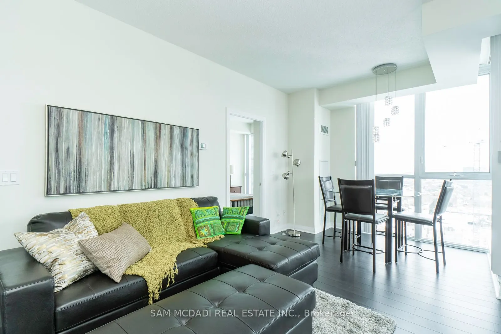 55 Eglinton Avenue W, #1504