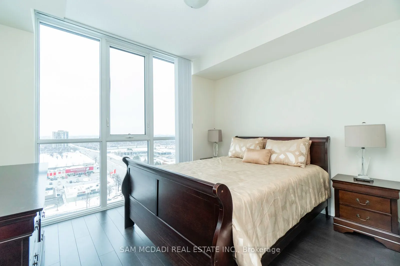 55 Eglinton Avenue W, #1504