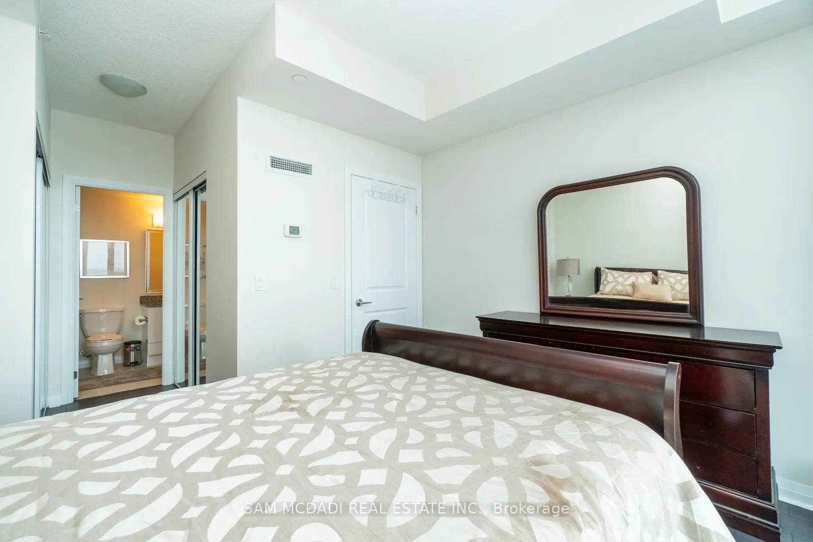 55 Eglinton Avenue W, #1504