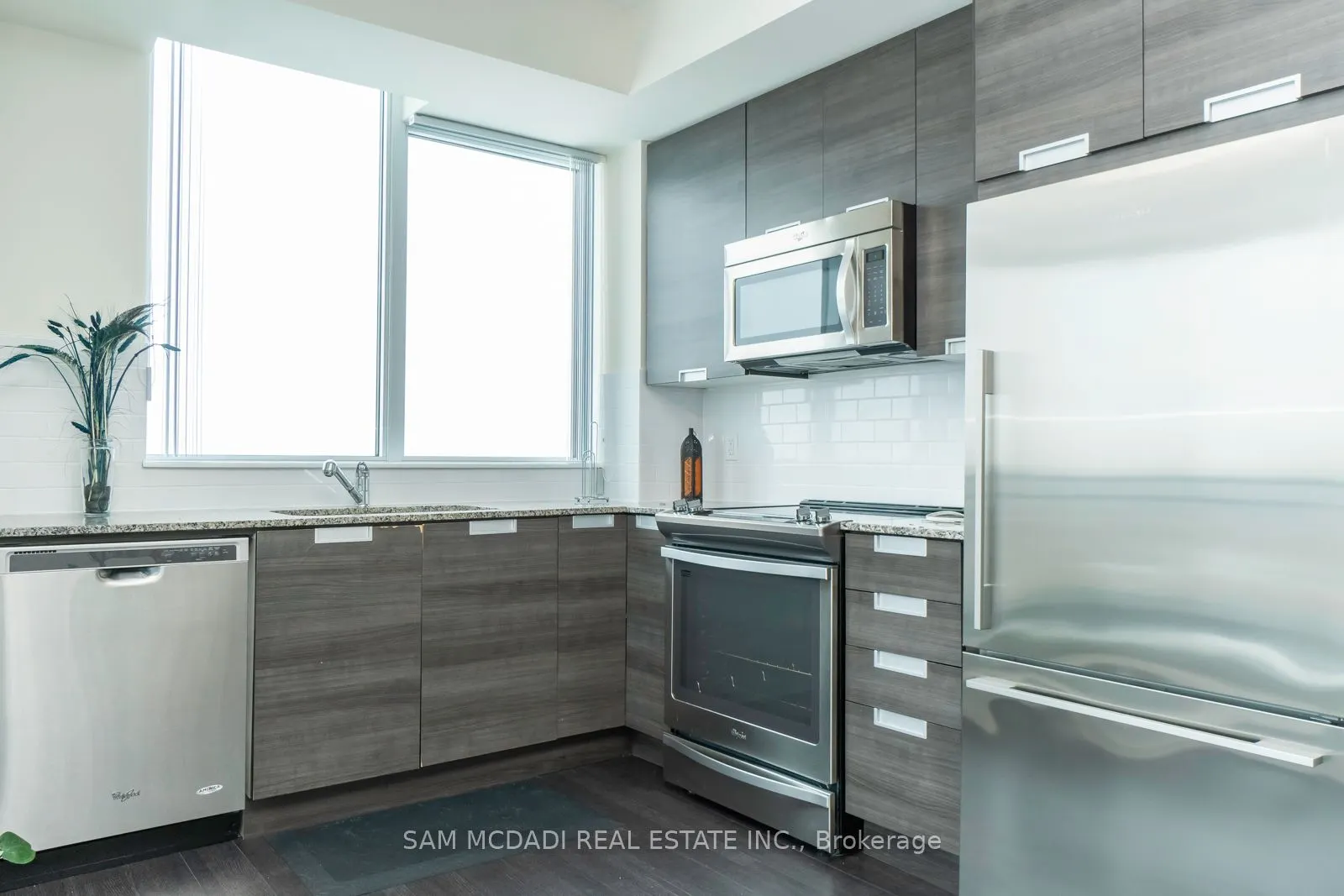 55 Eglinton Avenue W, #1504