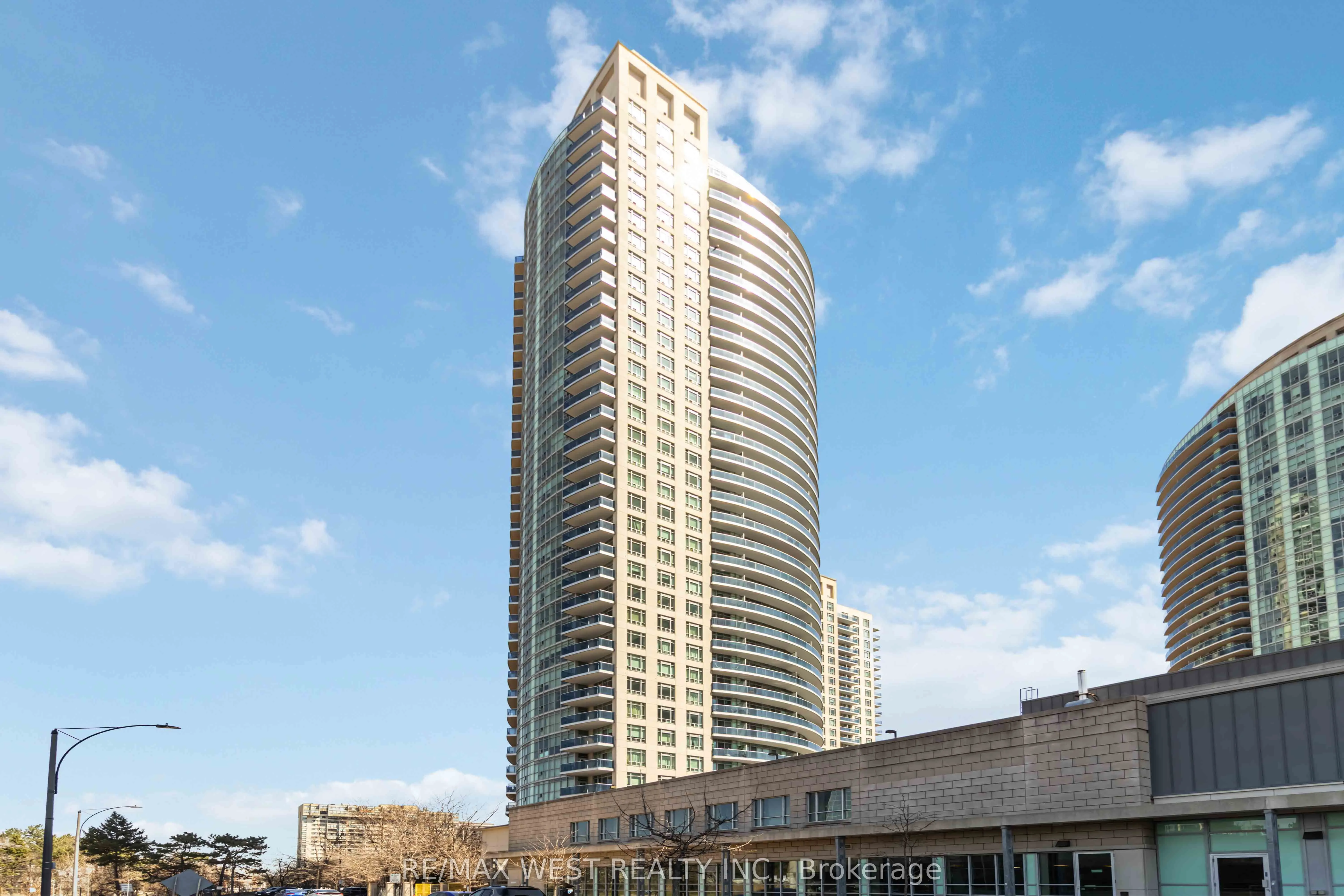 80 Absolute Avenue, #406