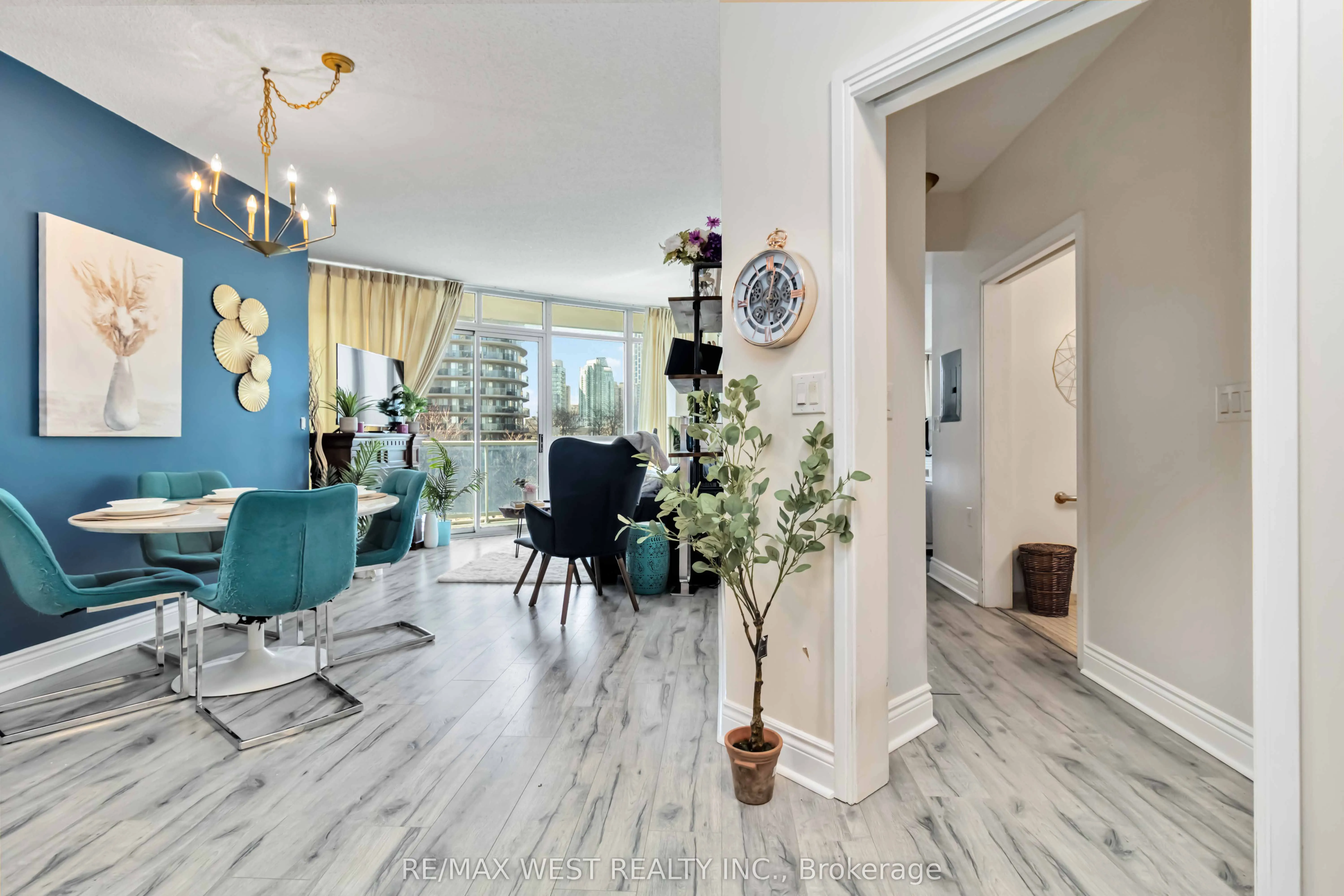 80 Absolute Avenue, #406