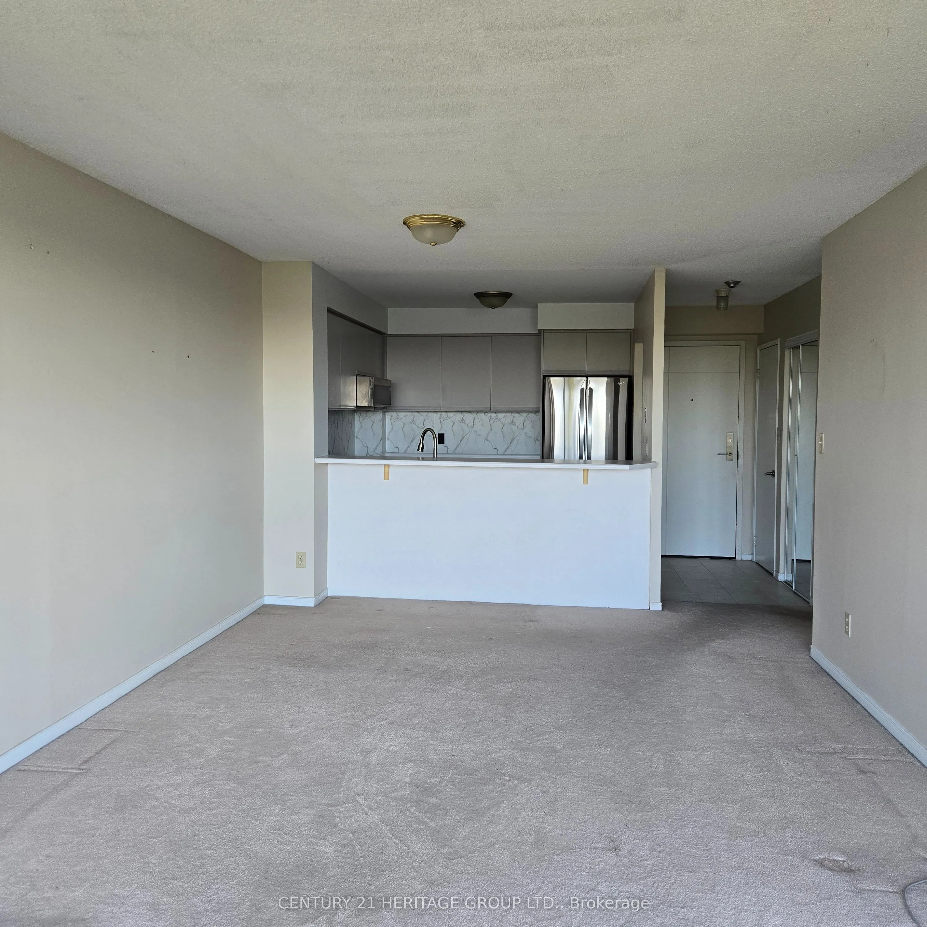 2267 Lakeshore Boulevard W, #610