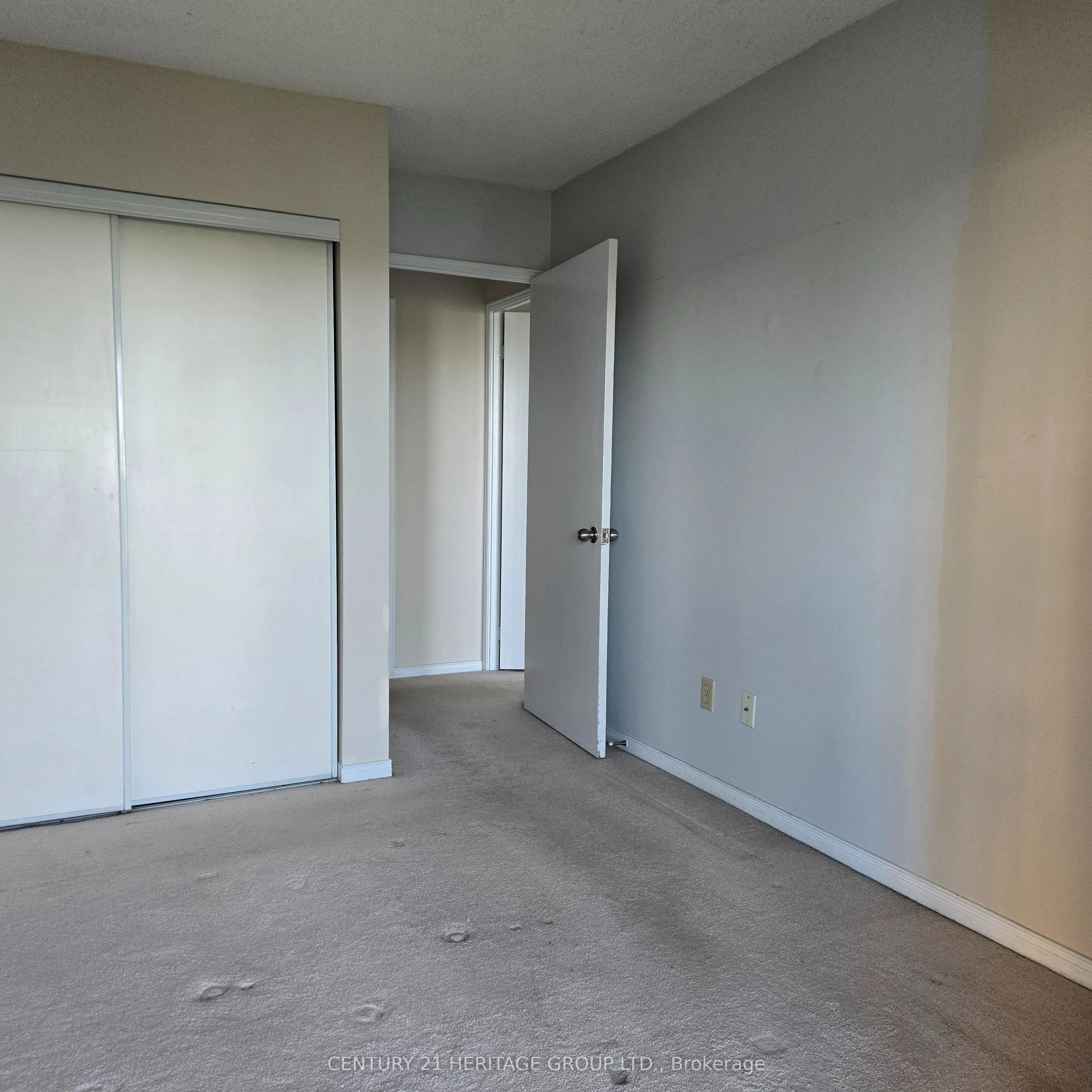 2267 Lakeshore Boulevard W, #610