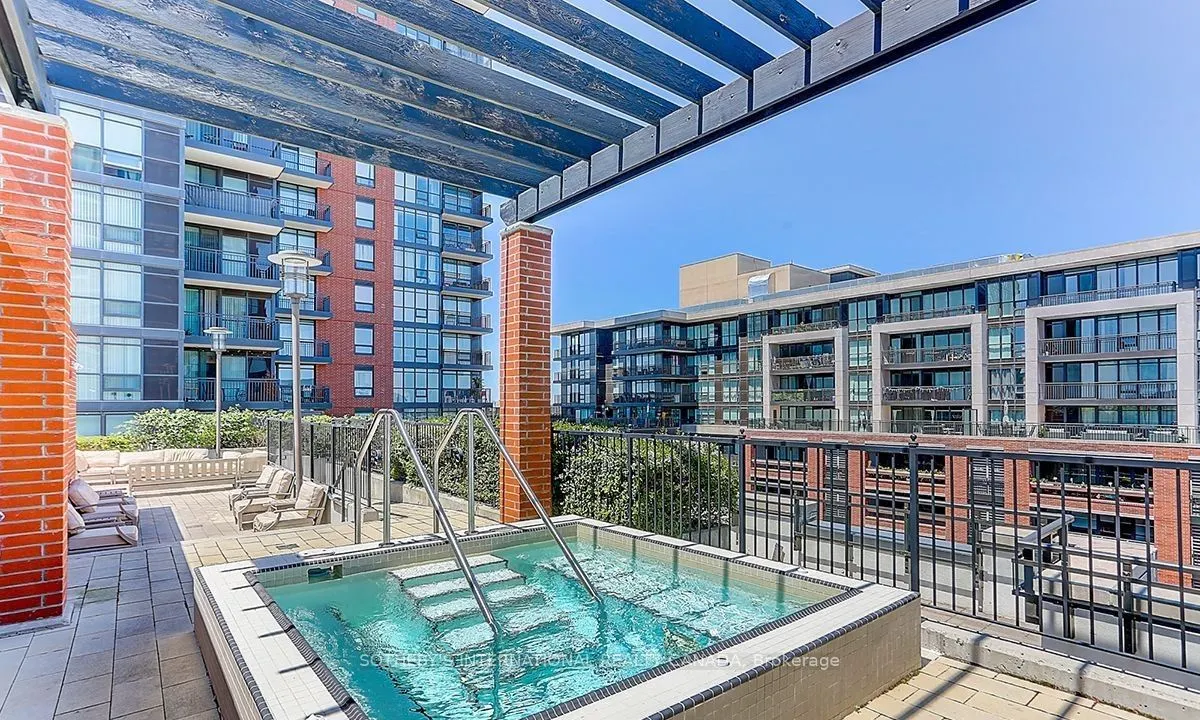 830 Lawrence Avenue W, #802