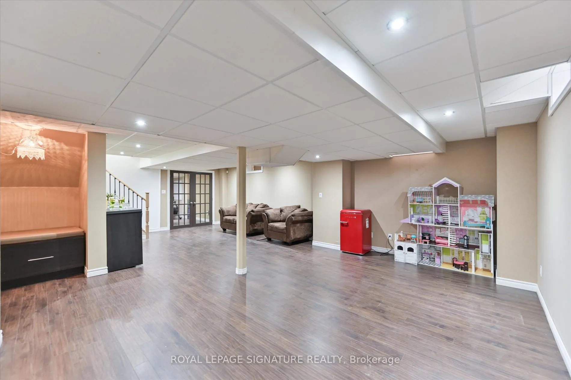 5 Thornbush Boulevard