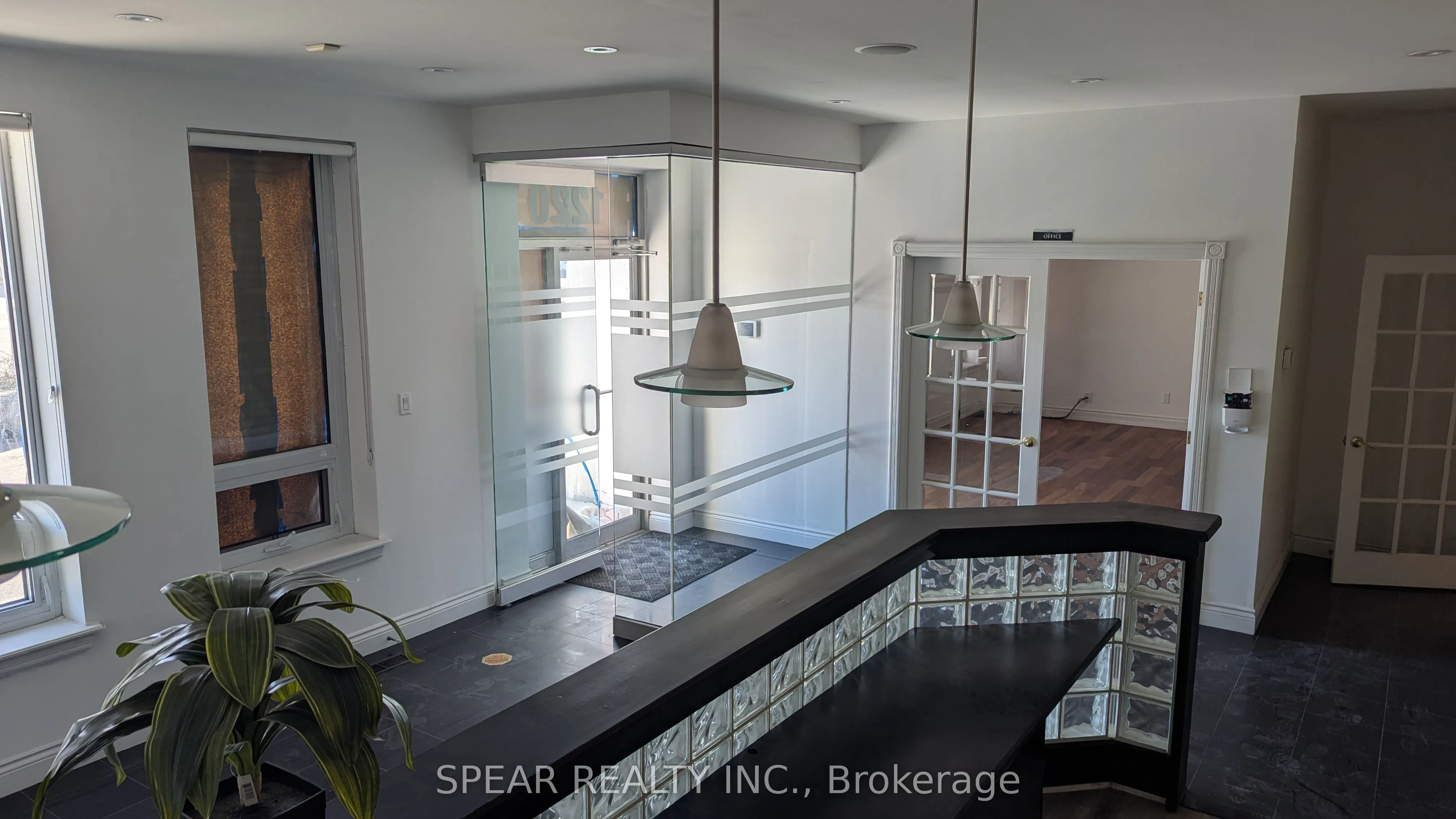 1220 Matheson Boulevard E, #Front