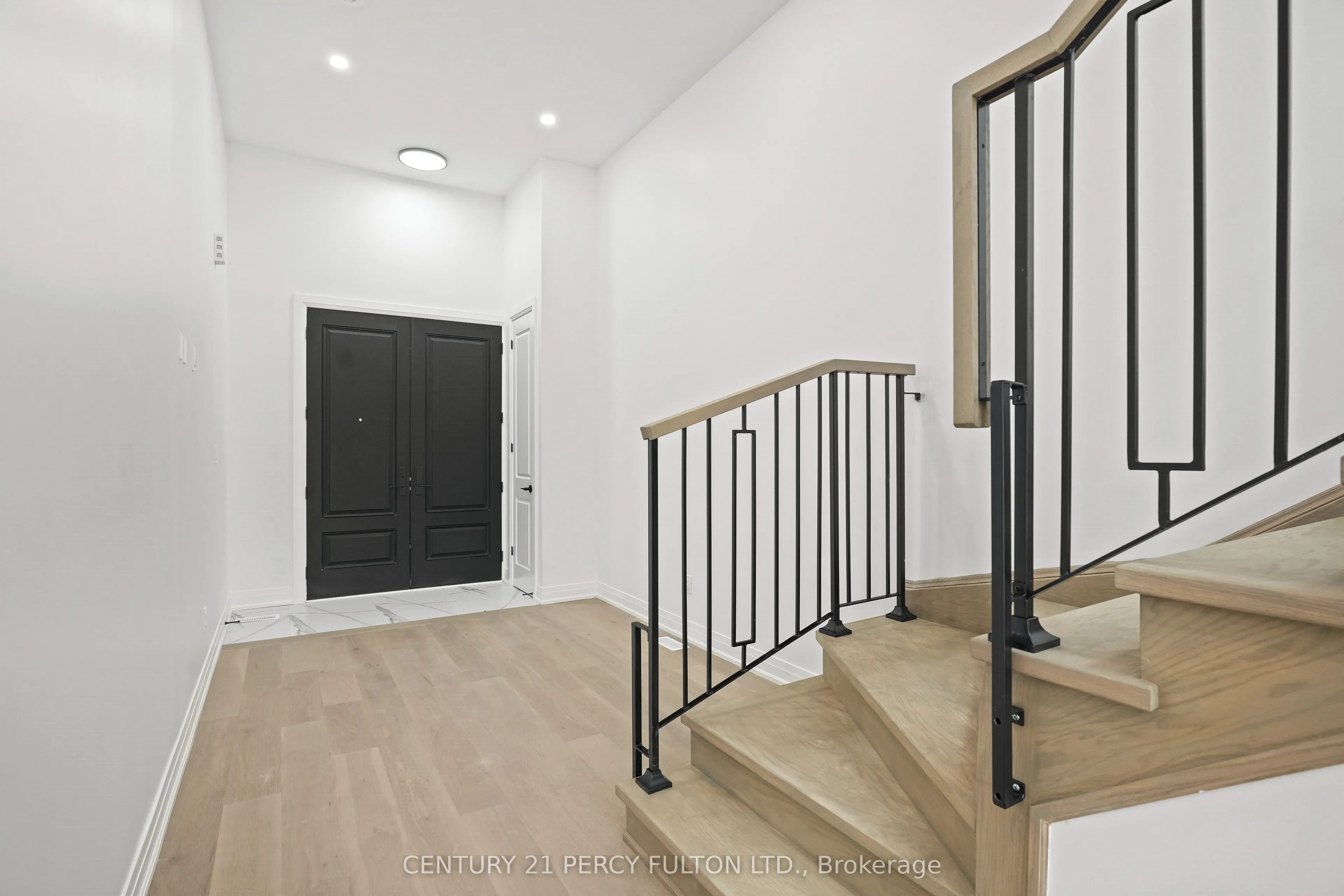 6618 Harmony Hill