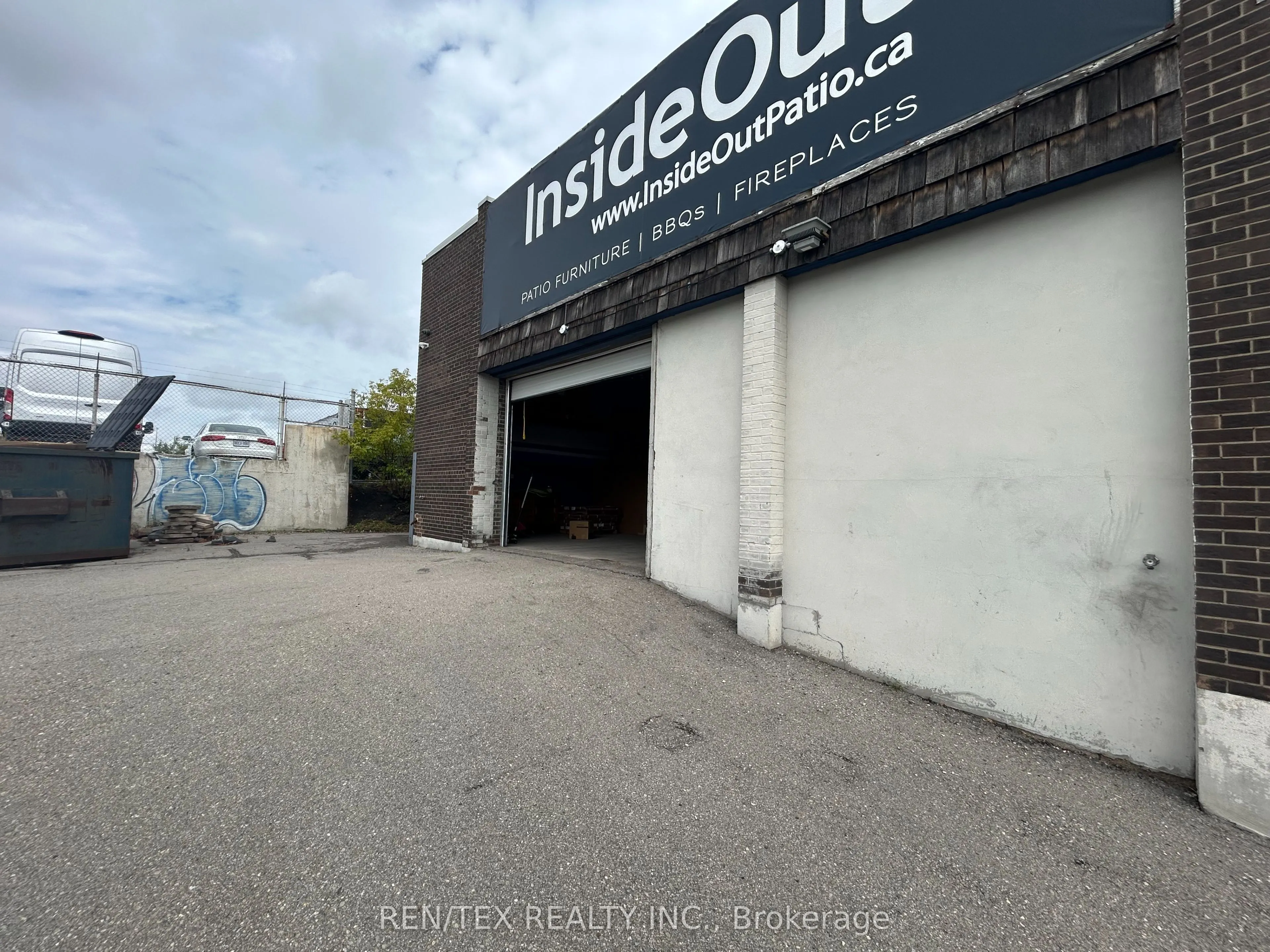 144 Oakdale Road