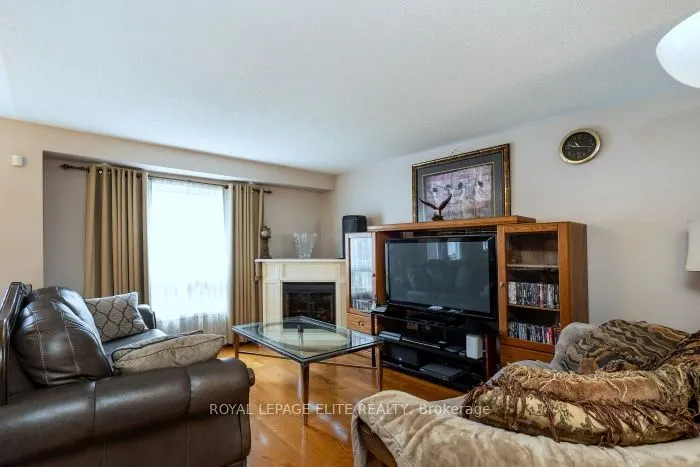 17 Chestermere Crescent