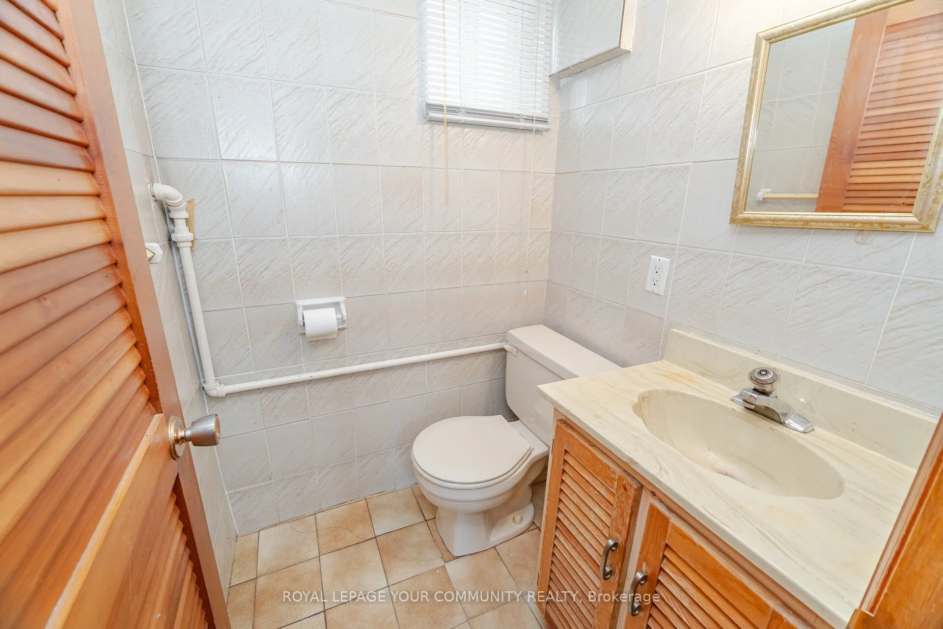 185 Dunraven Drive