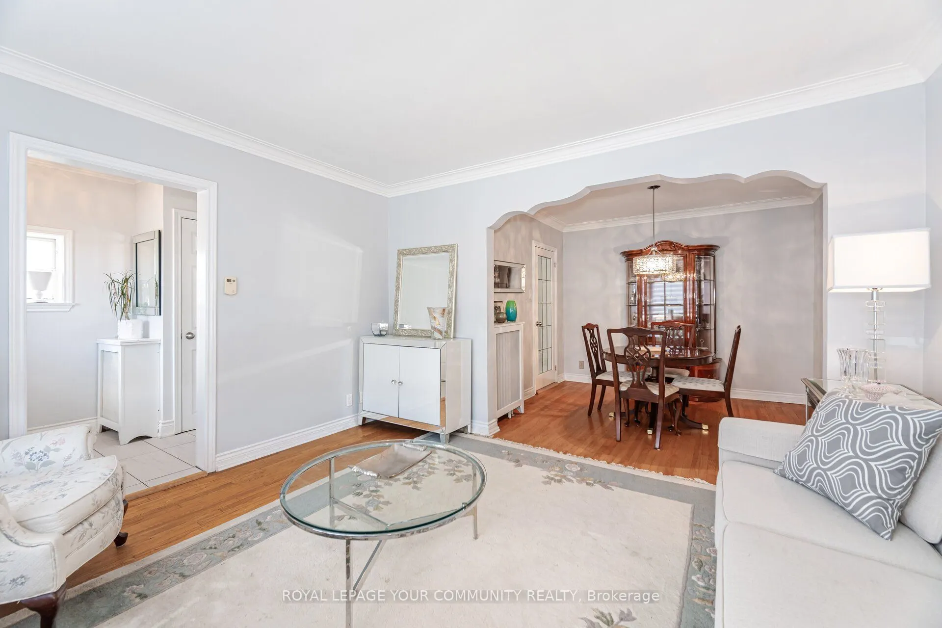 185 Dunraven Drive