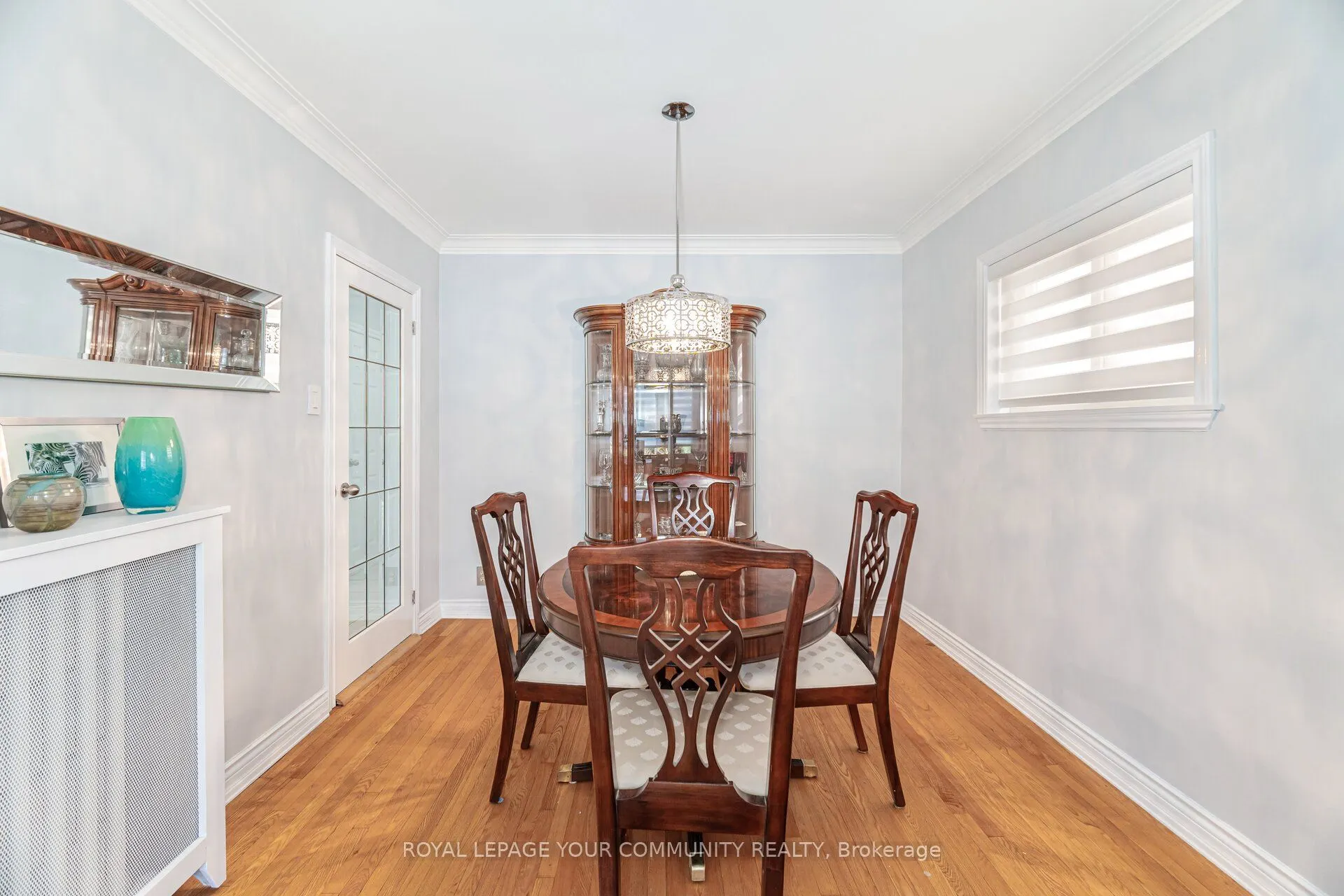 185 Dunraven Drive