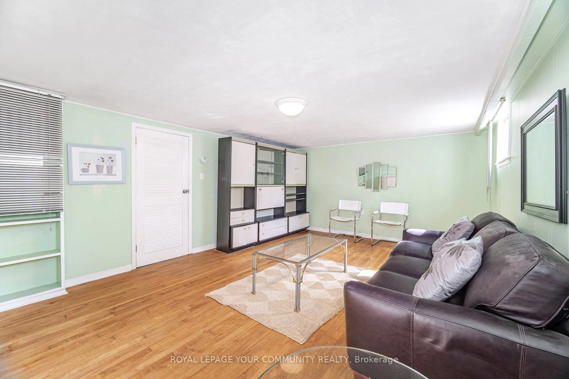 185 Dunraven Drive