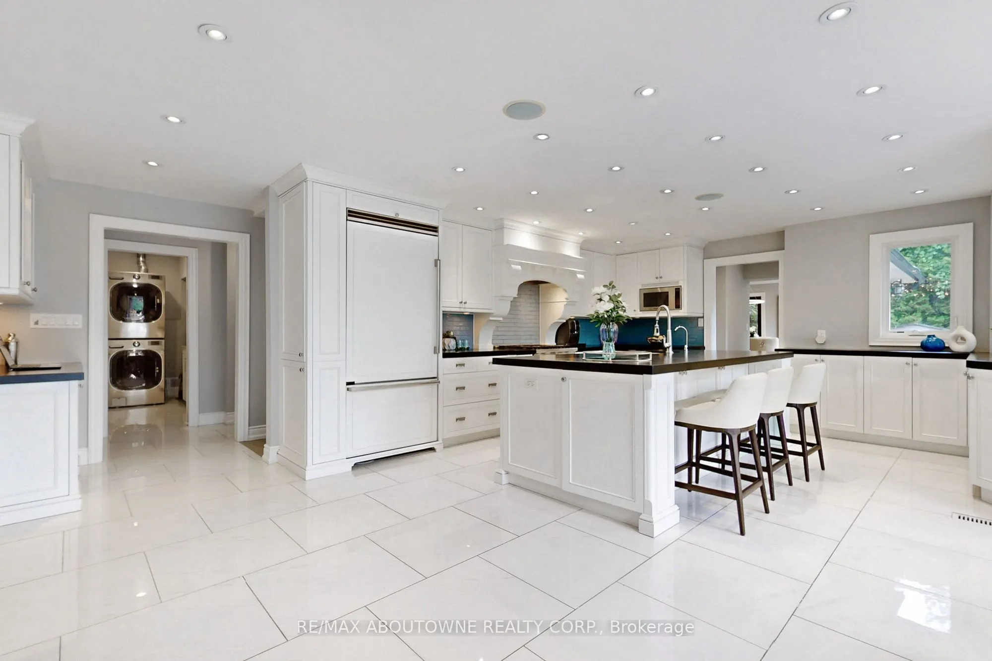 152 Elton Park Road