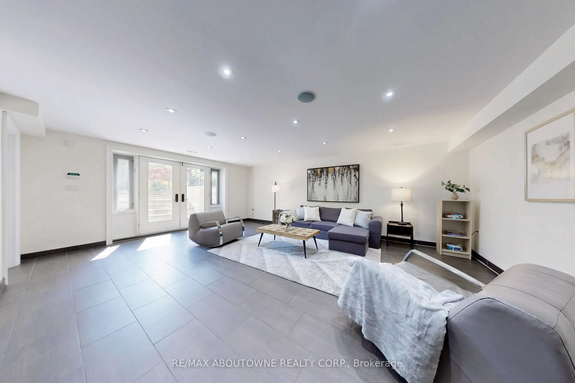 152 Elton Park Road