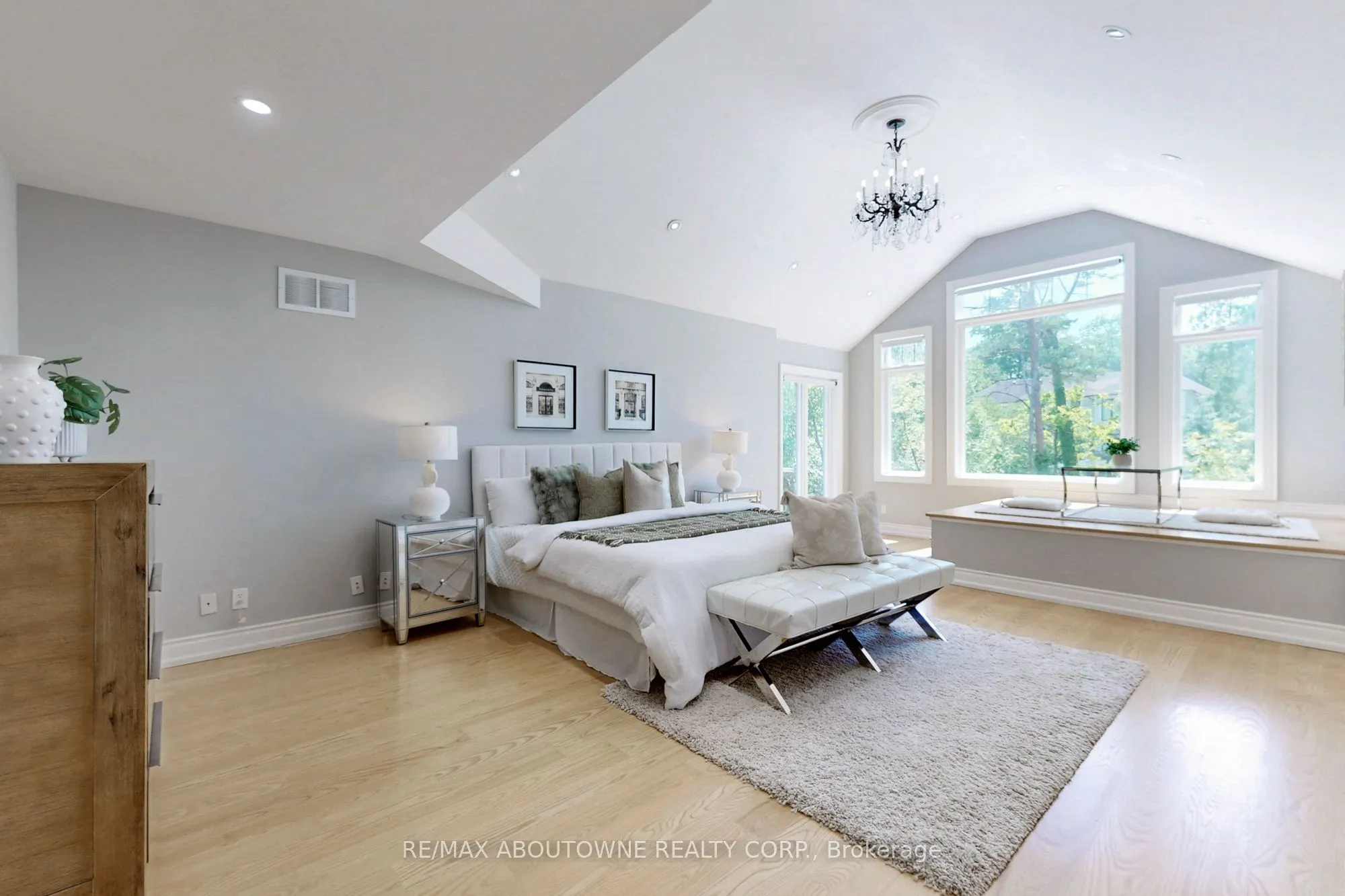 152 Elton Park Road