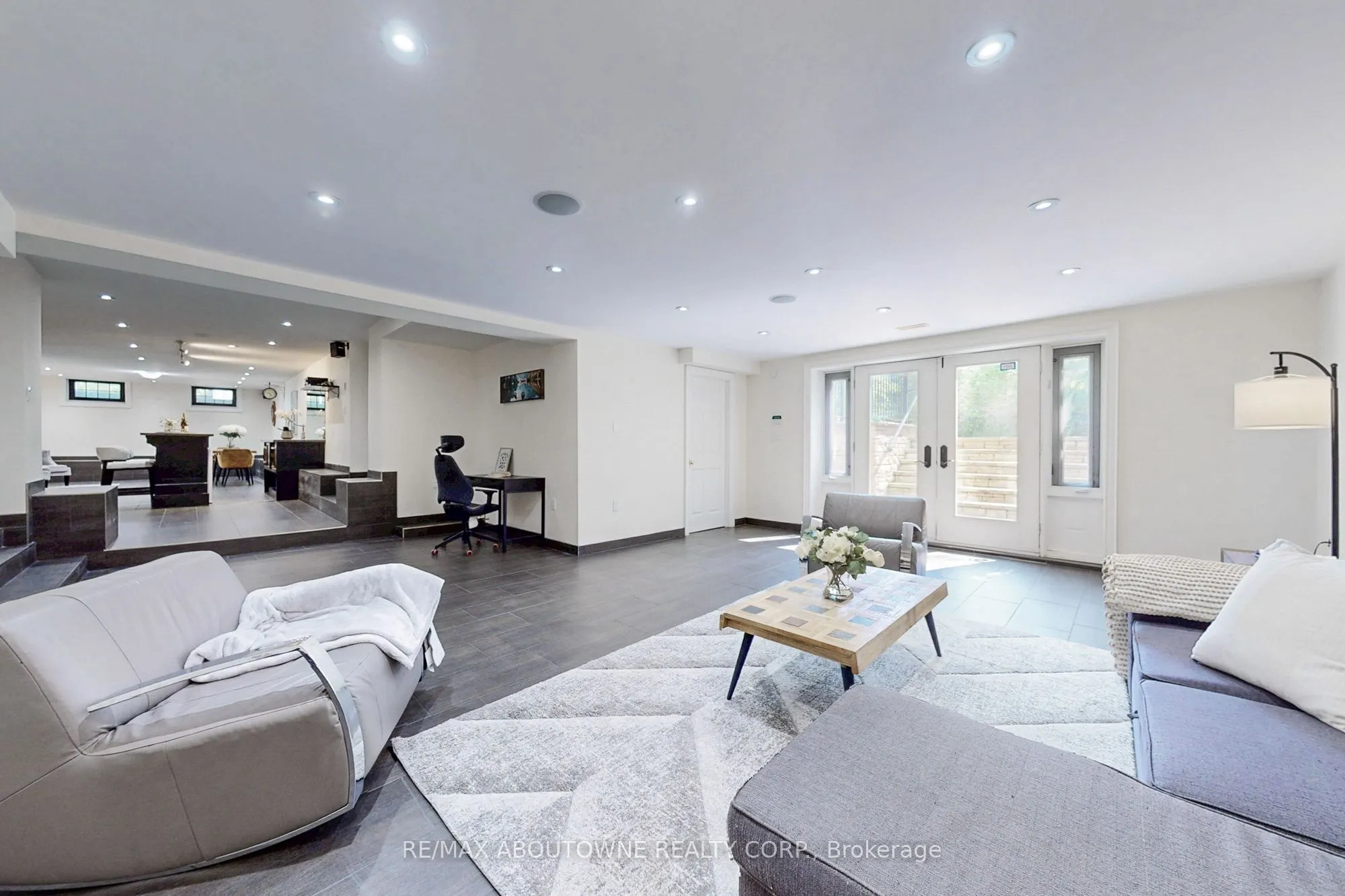 152 Elton Park Road
