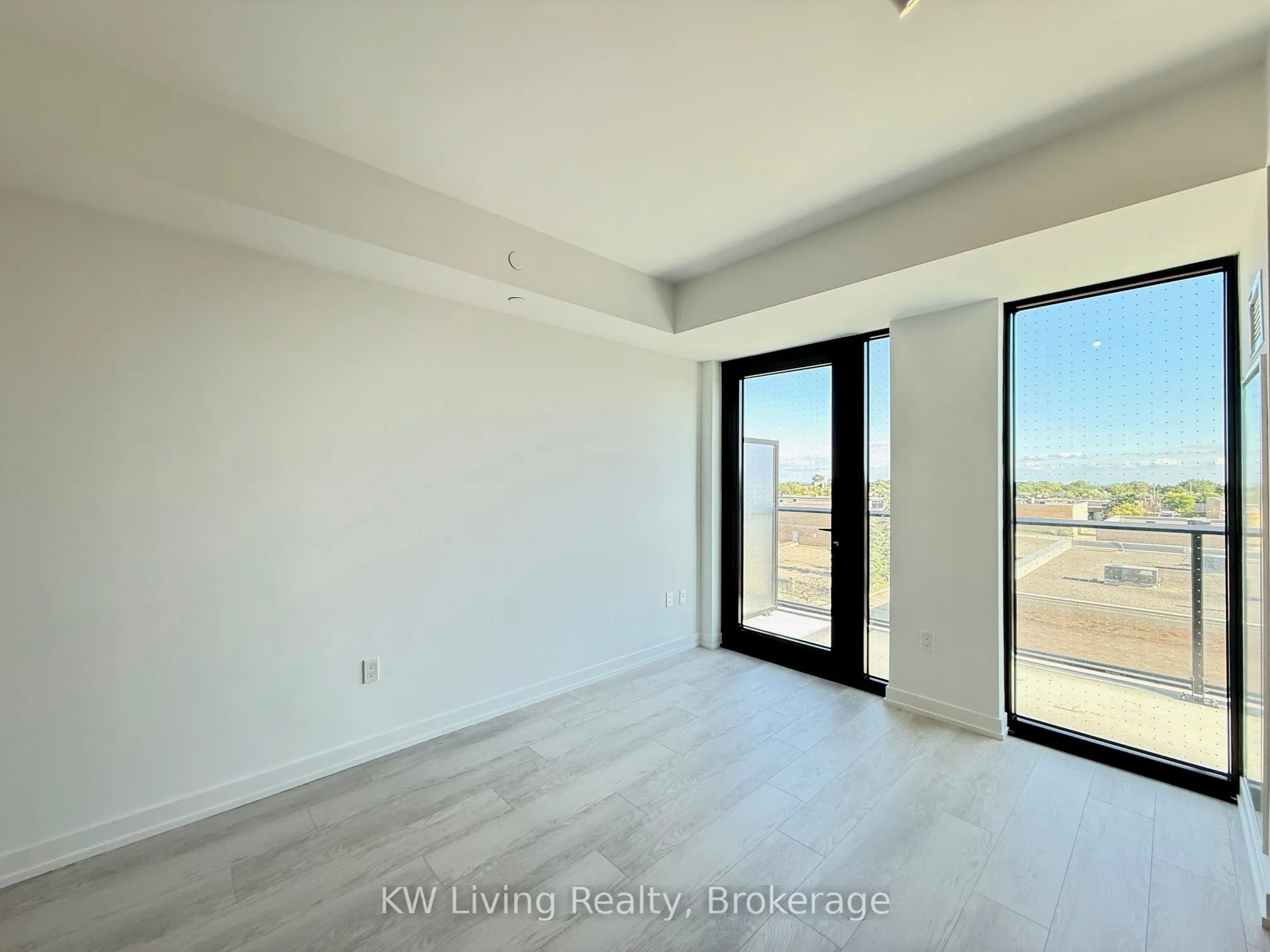 801 The Queensway, #411