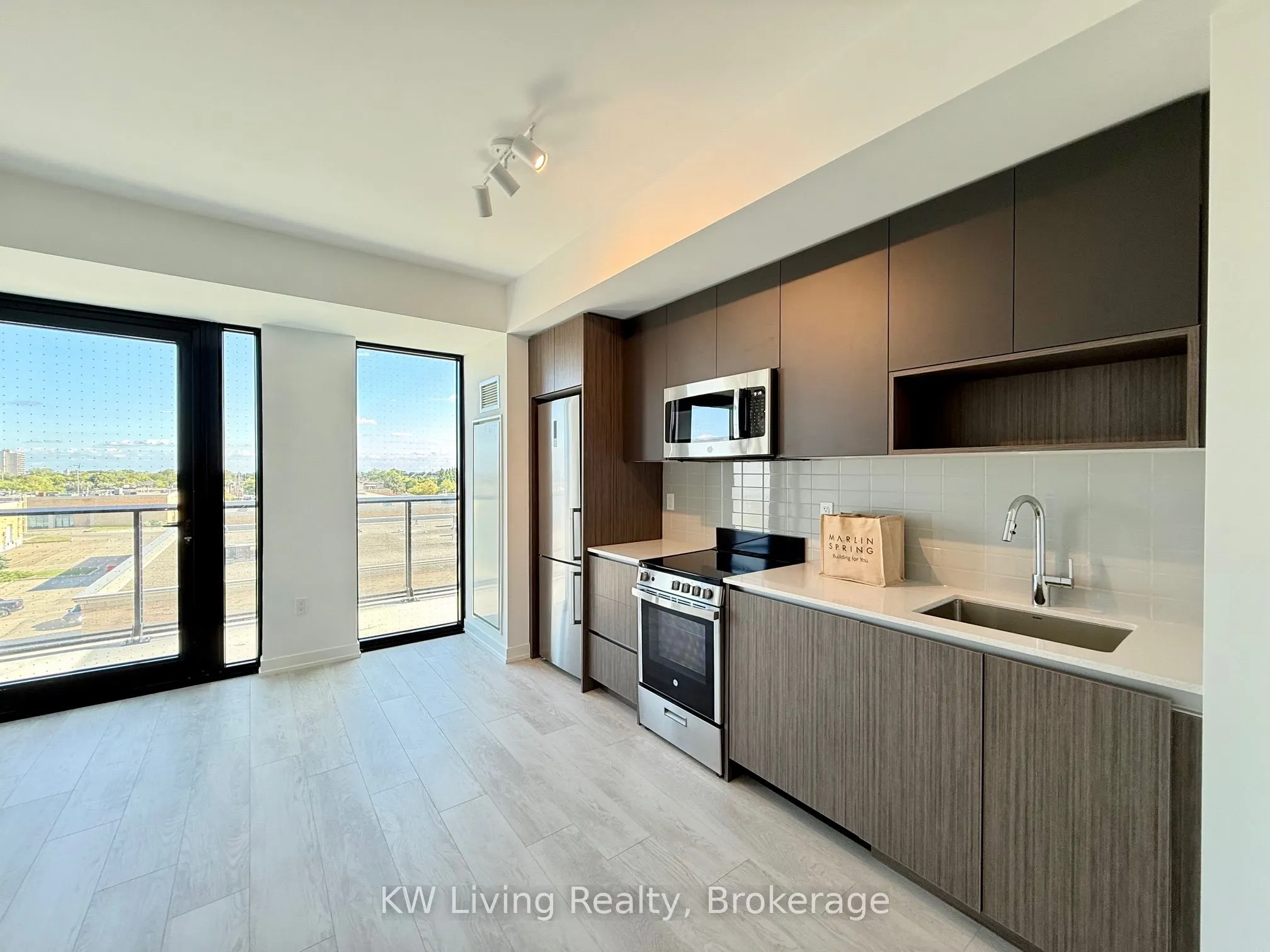 801 The Queensway, #411