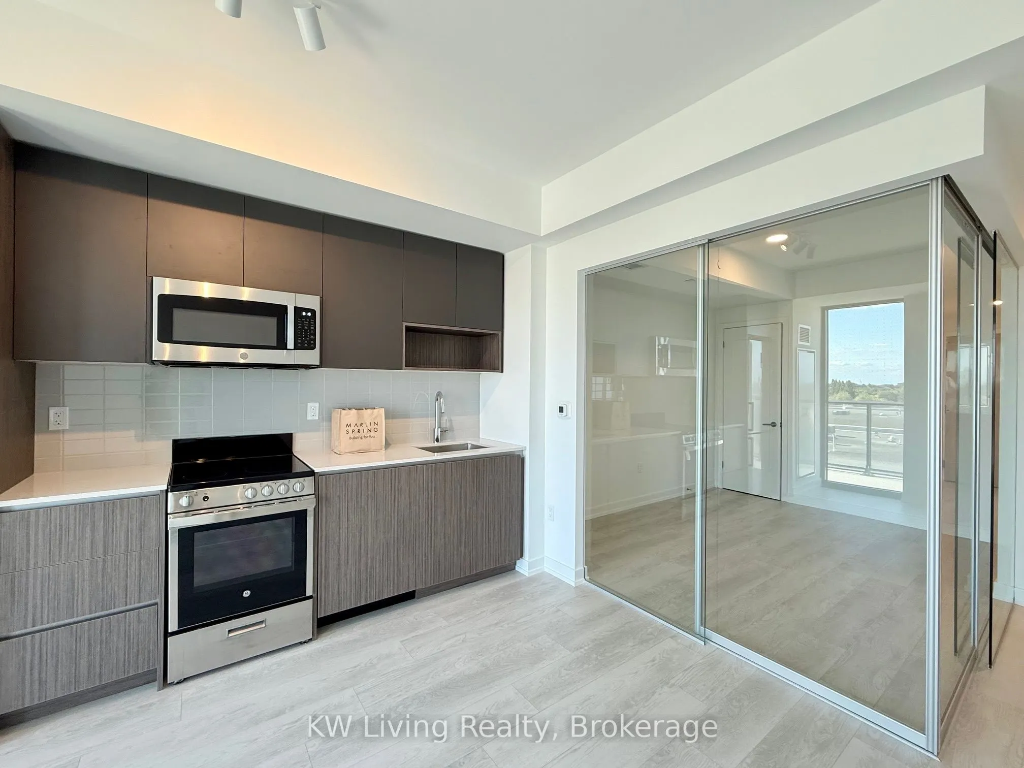 801 The Queensway, #411