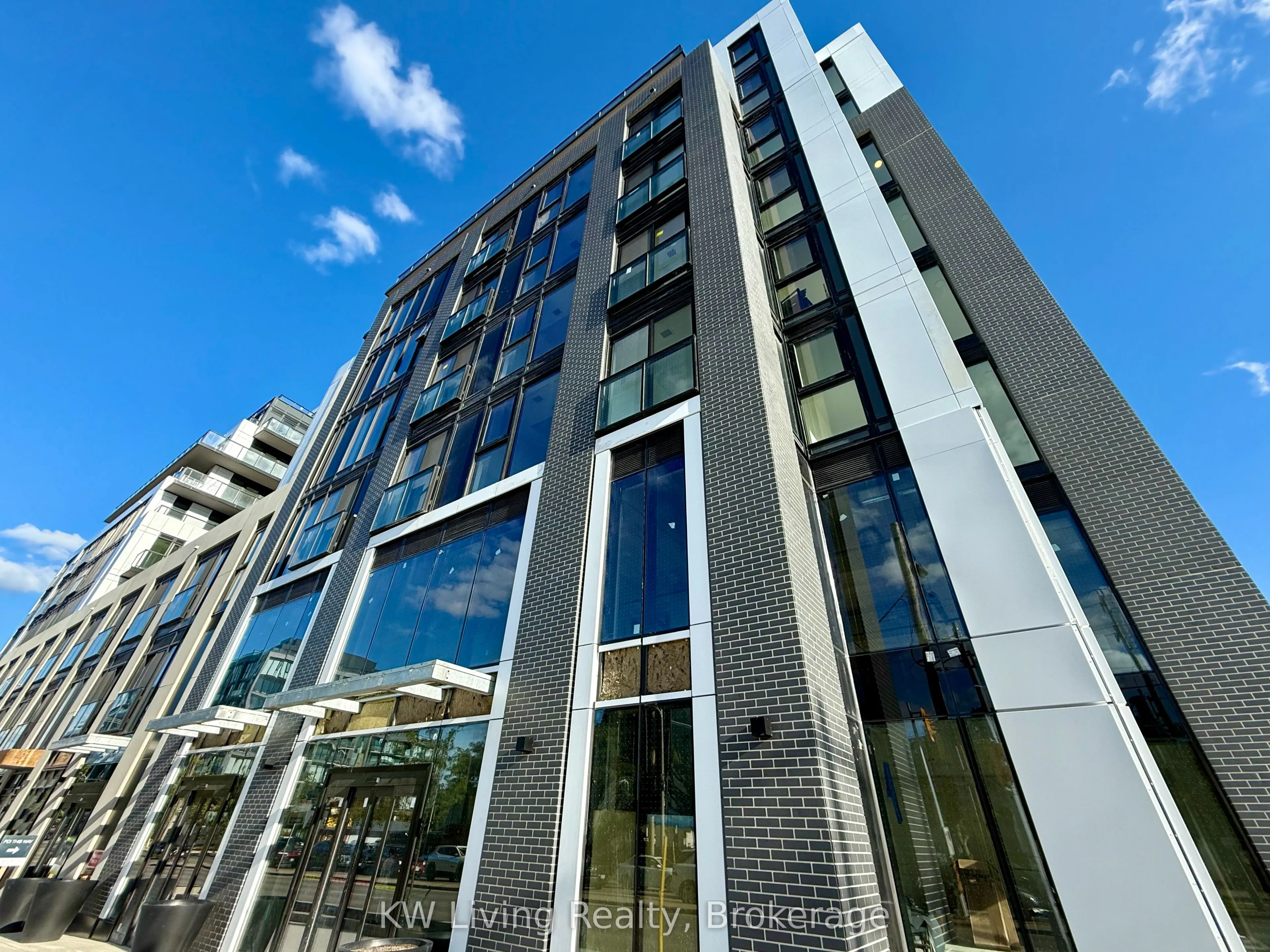 801 The Queensway, #411