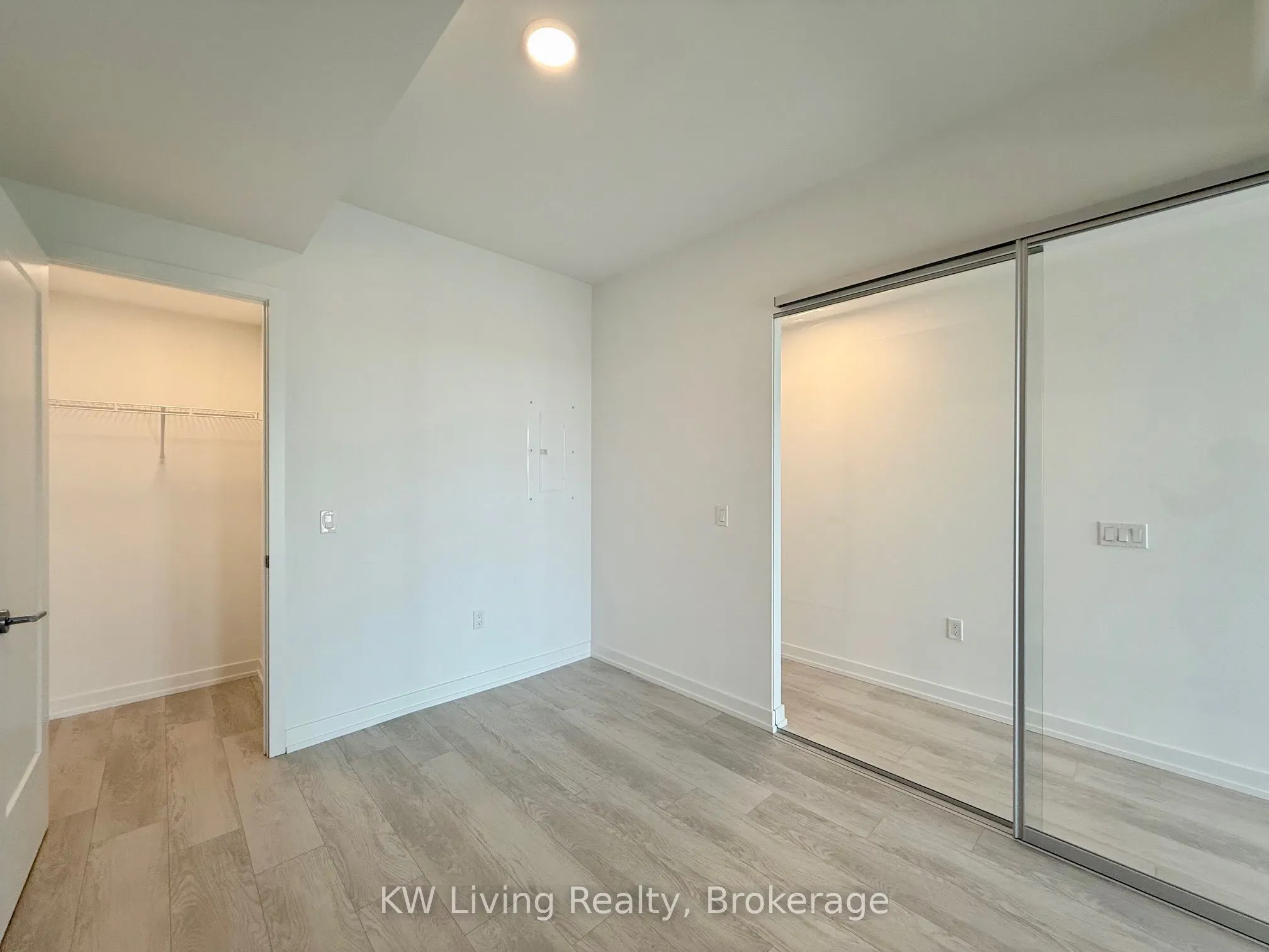 801 The Queensway, #411