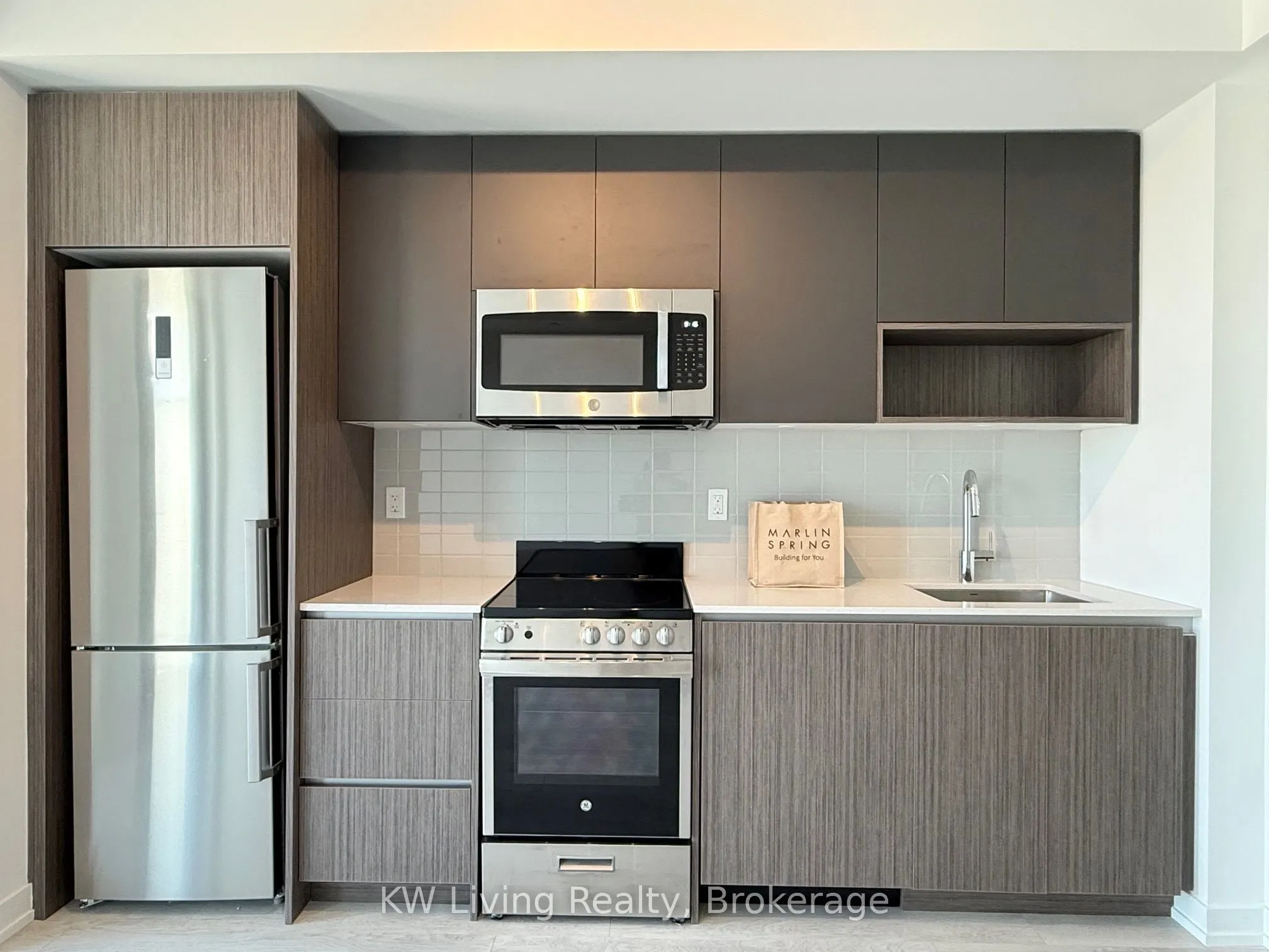 801 The Queensway, #411