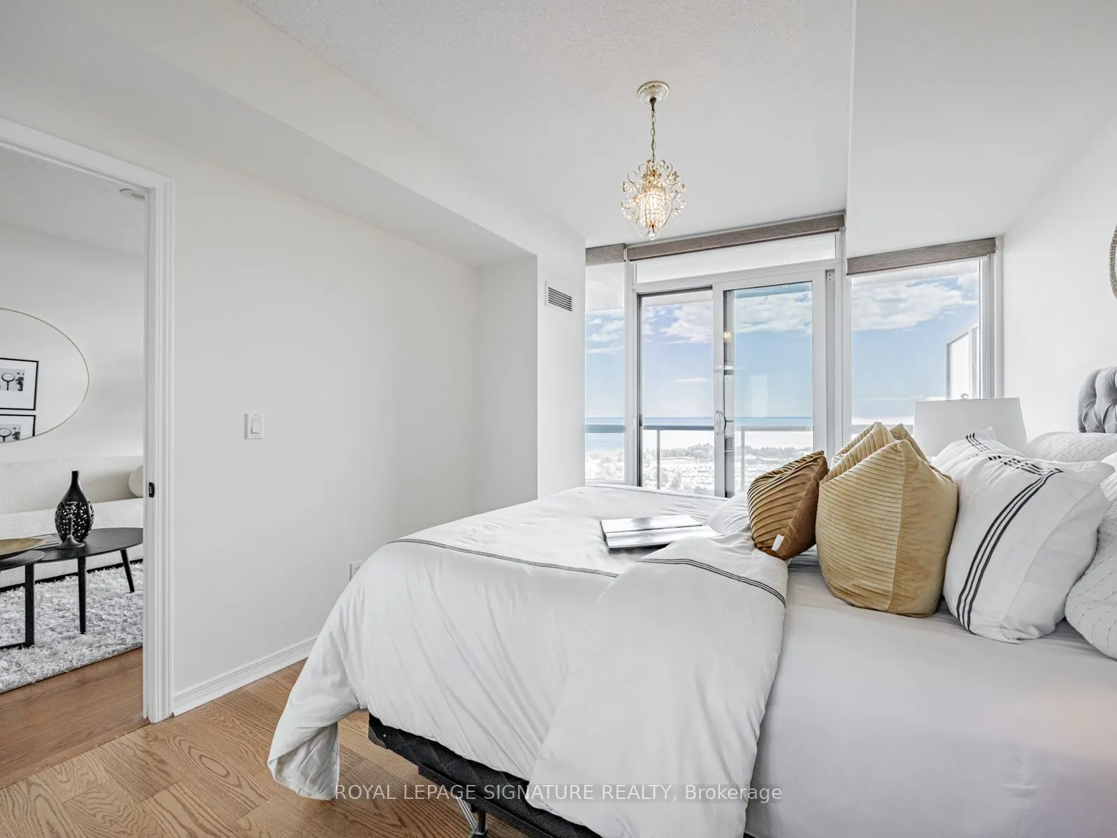 2230 Lake Shore Boulevard W, #2101