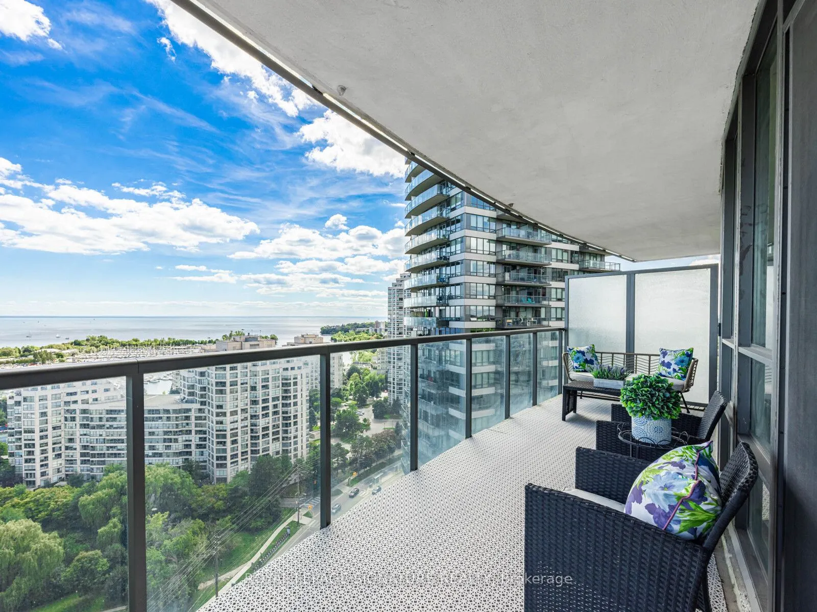 2230 Lake Shore Boulevard W, #2101