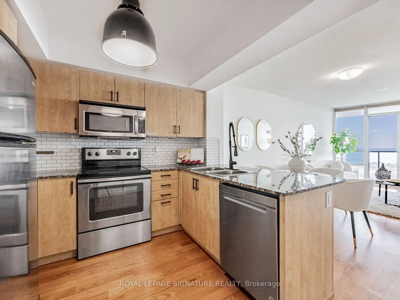 2230 Lake Shore Boulevard W, #2101