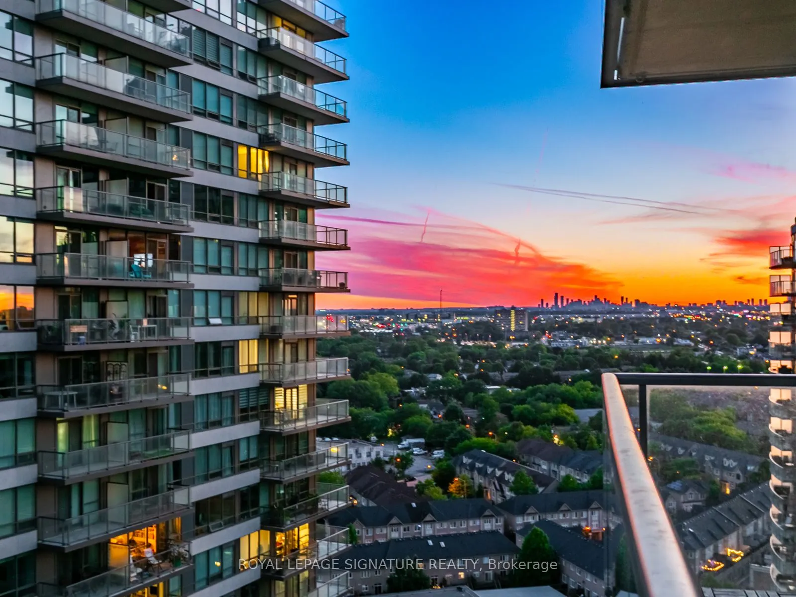 2230 Lake Shore Boulevard W, #2101