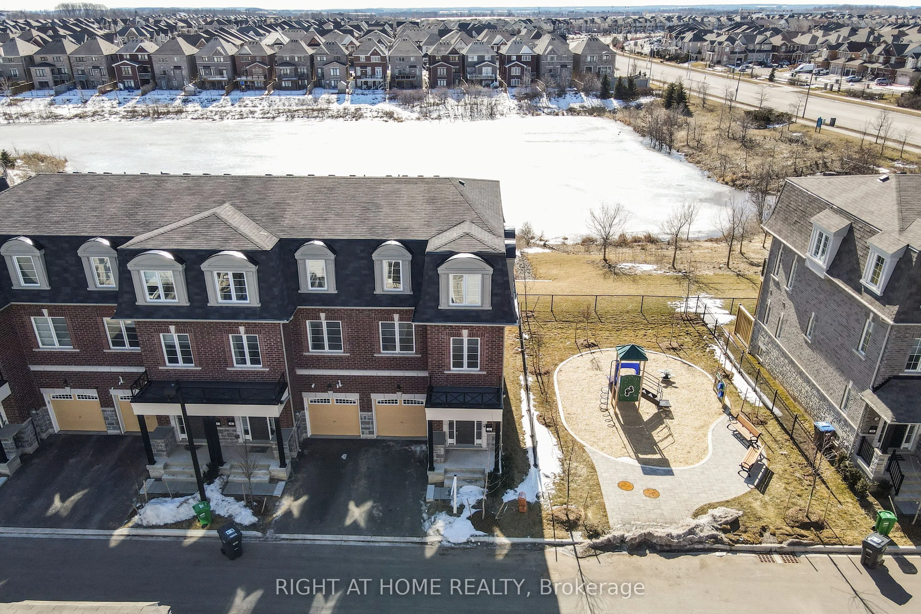 24 POMARINE Way, #UPPER