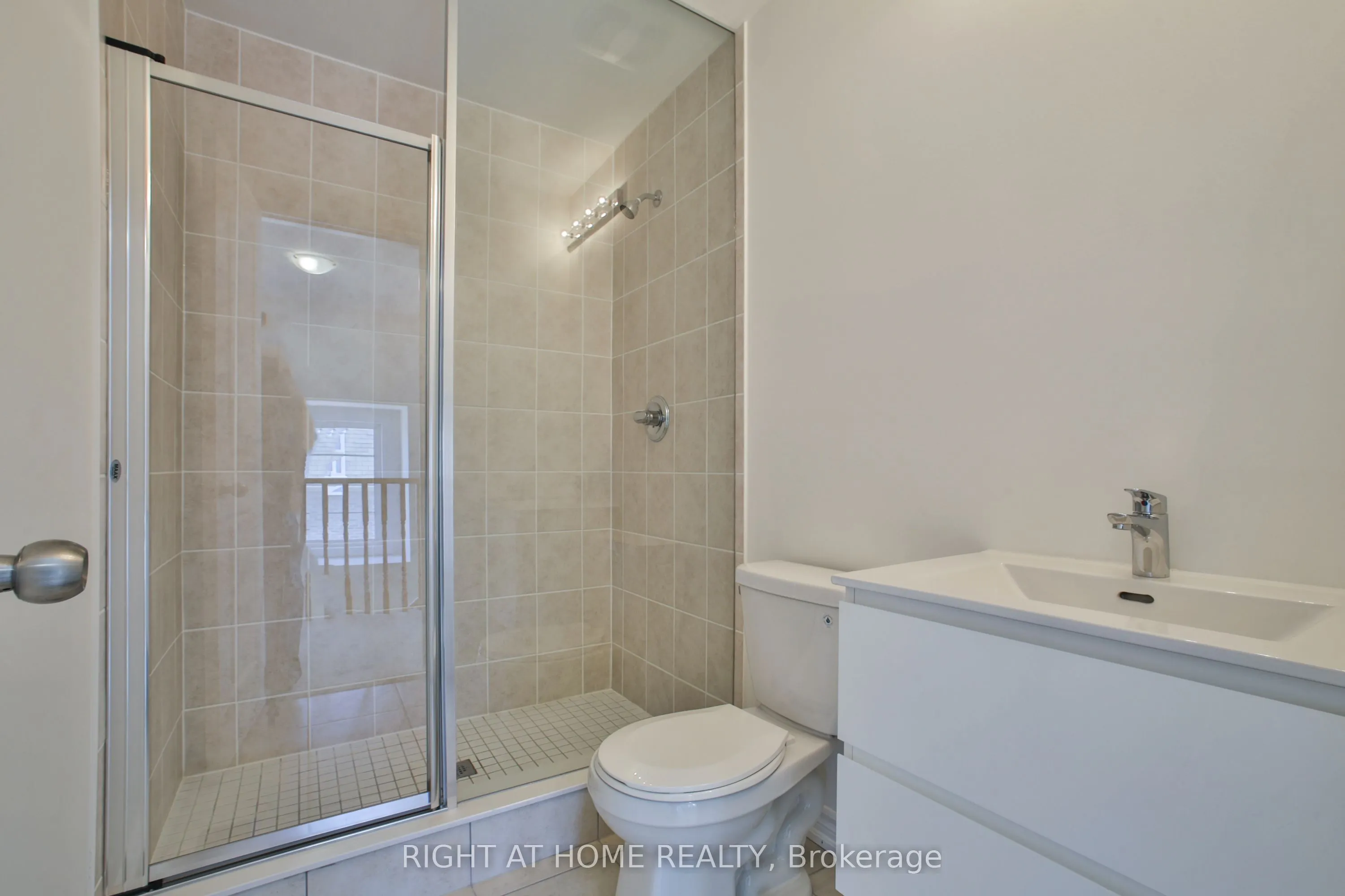 24 POMARINE Way, #UPPER