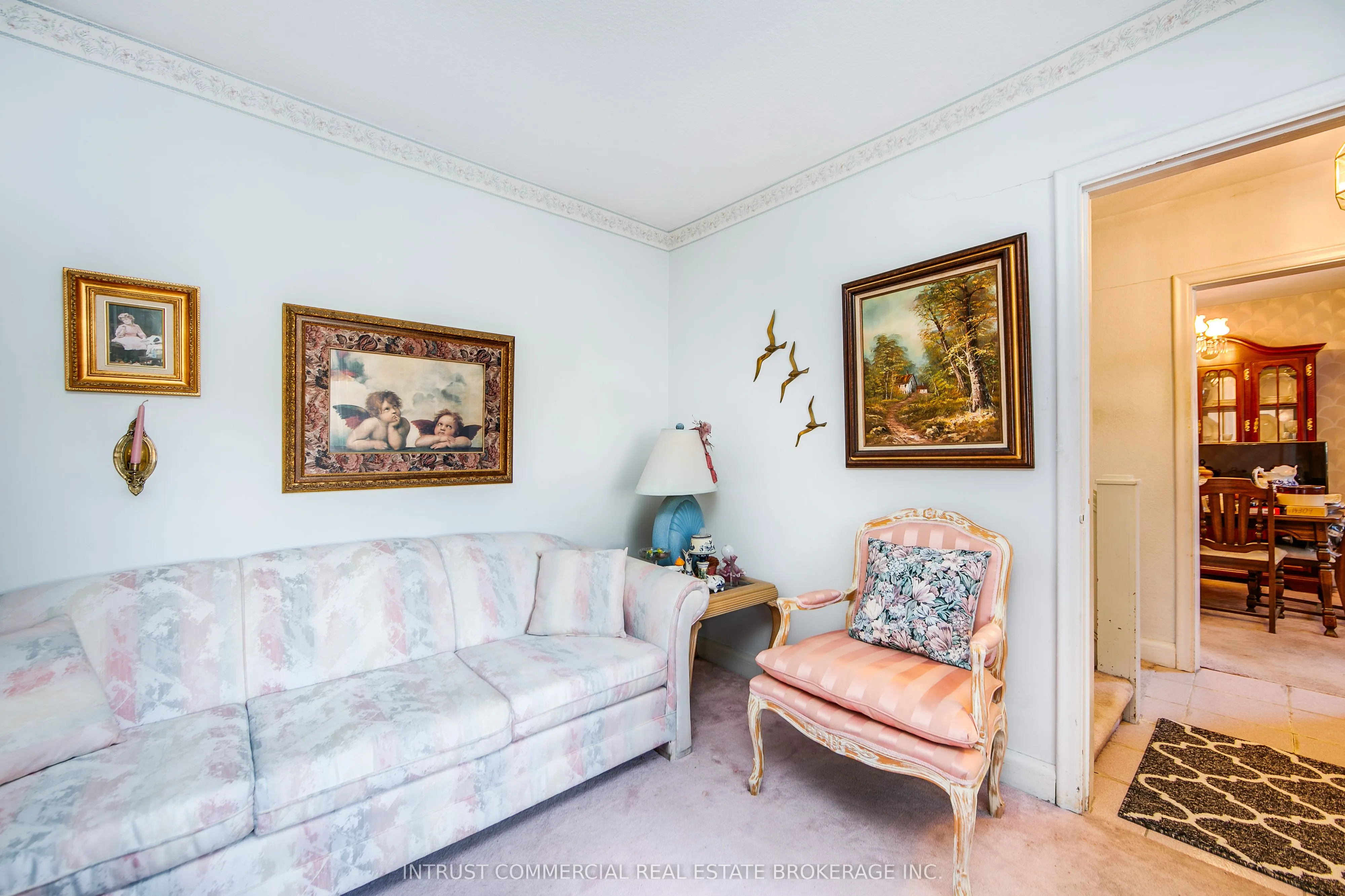 13 Dunraven Drive