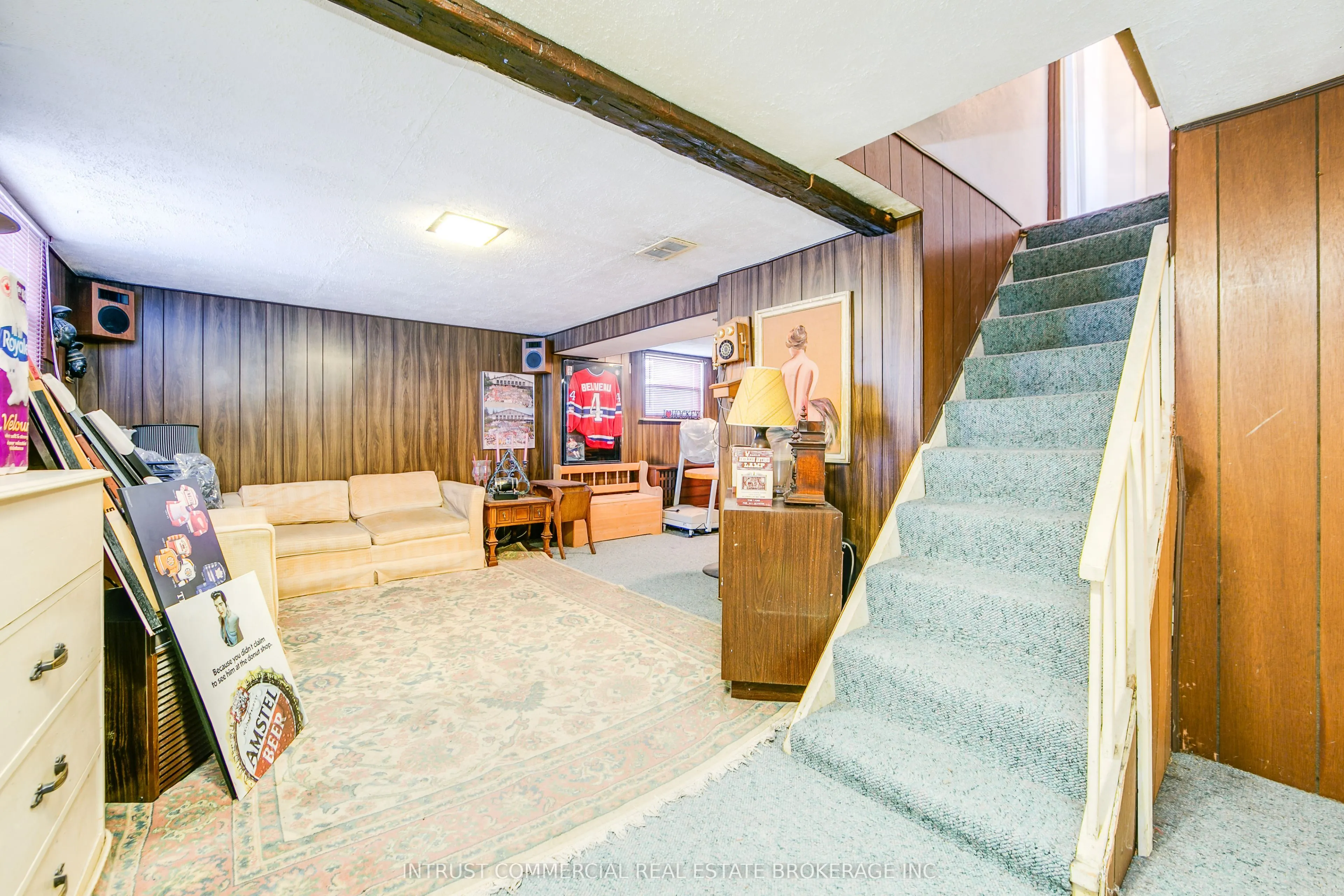 13 Dunraven Drive