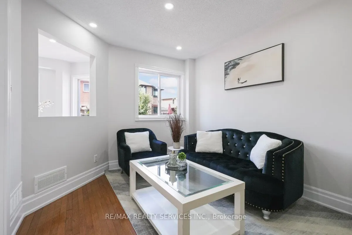 33 Valonia Drive
