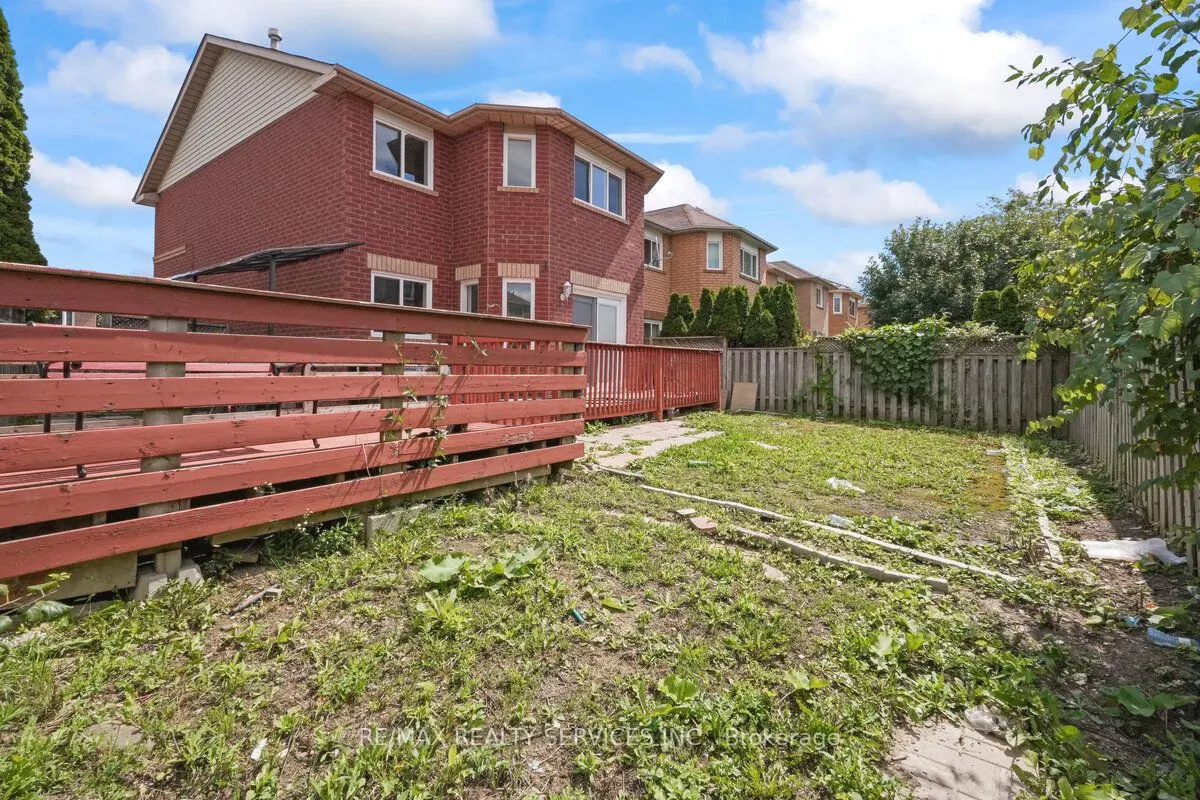 33 Valonia Drive