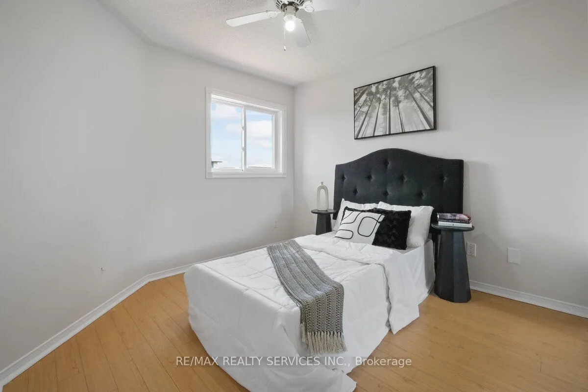 33 Valonia Drive
