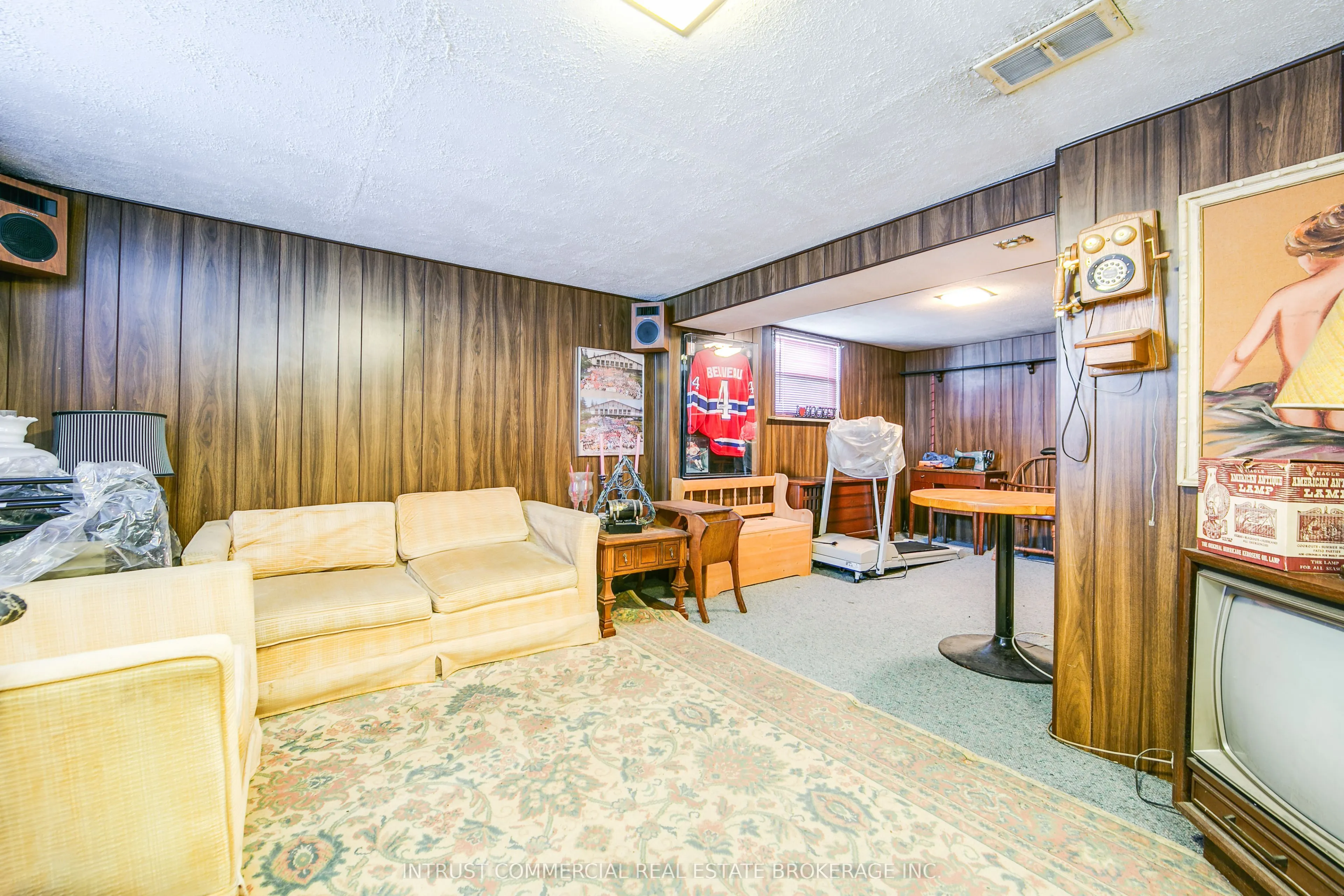 13 Dunraven Drive