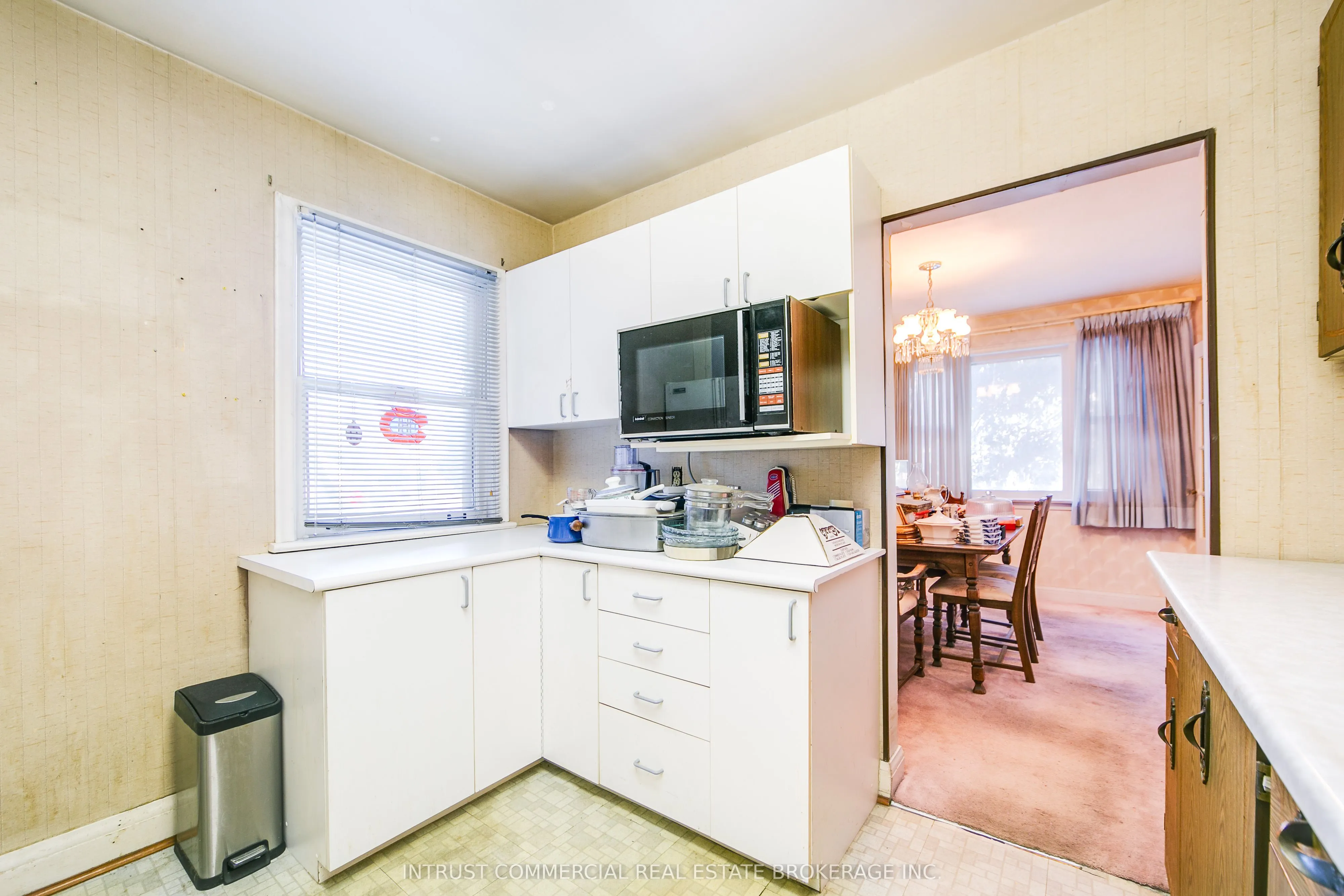 13 Dunraven Drive