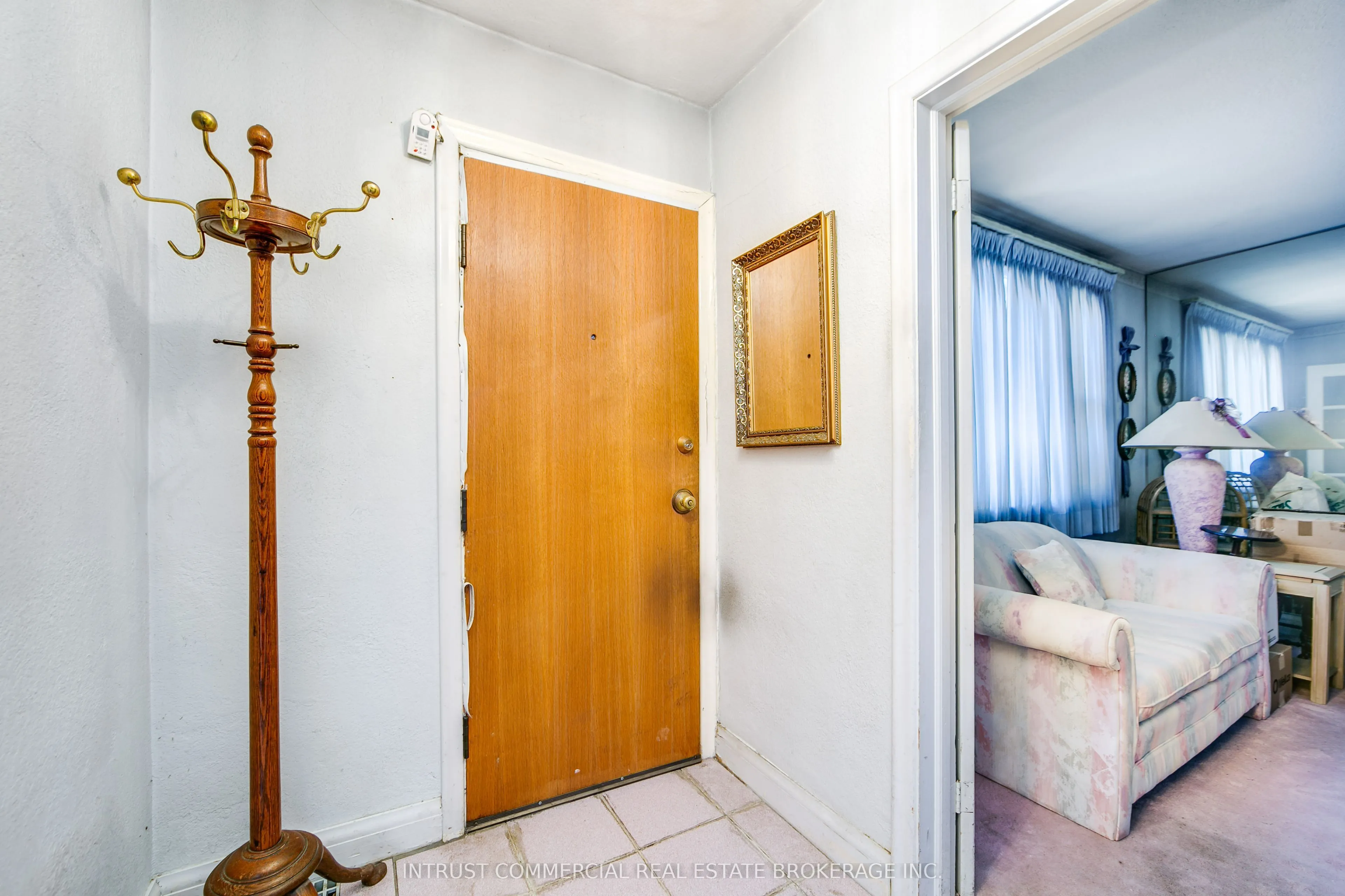 13 Dunraven Drive