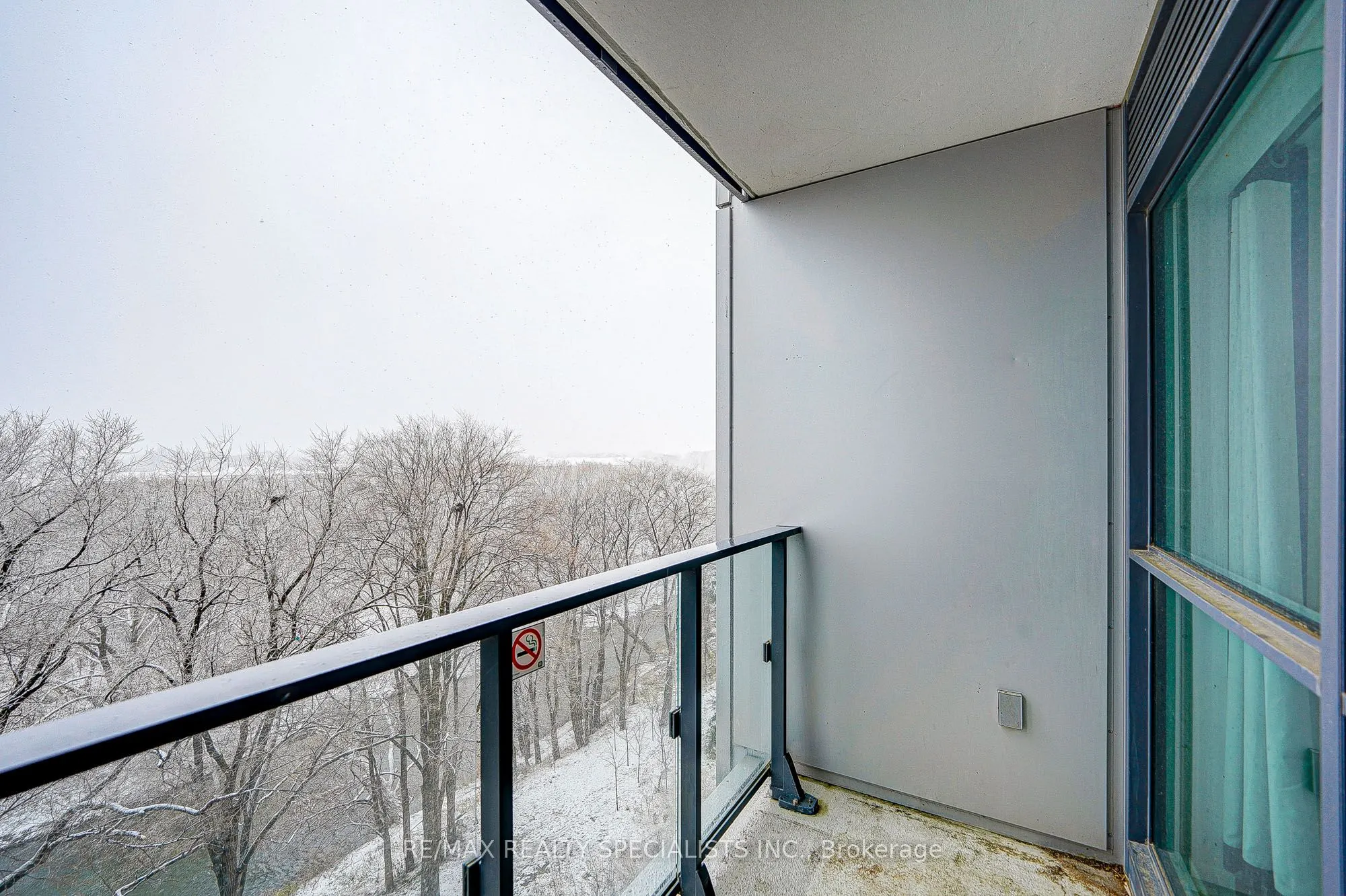 2220 Lakeshore Boulevard W, #601