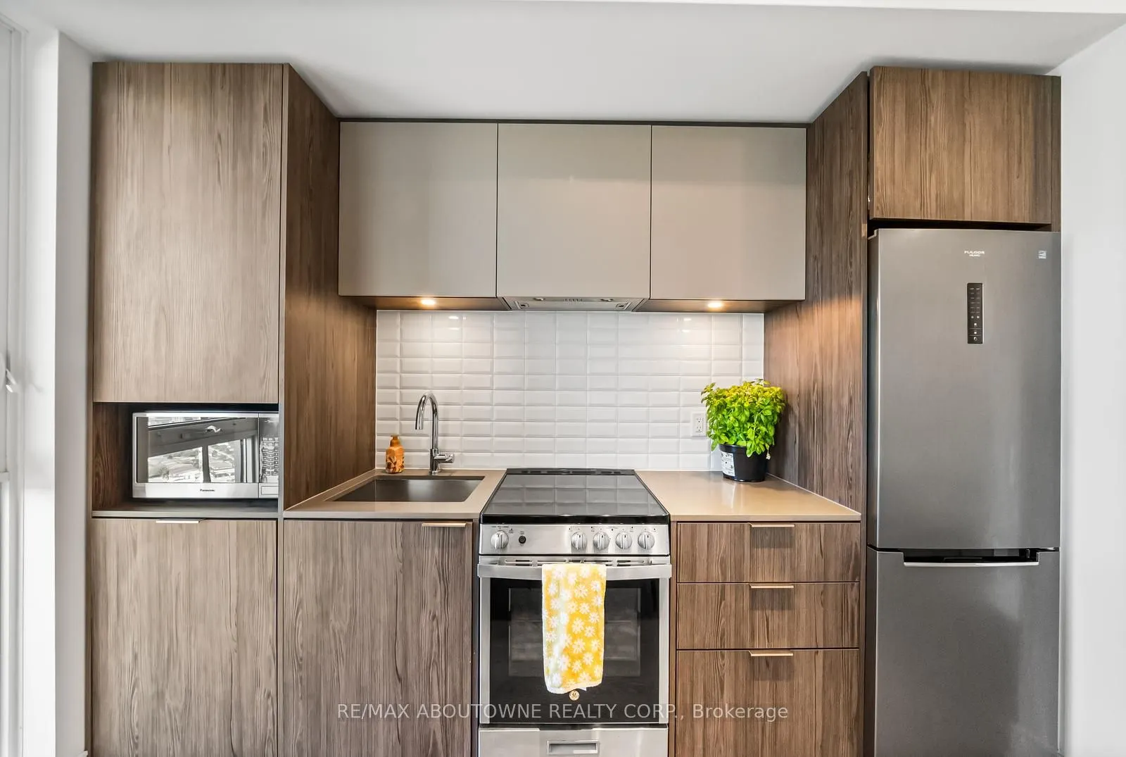 70 Annie Craig Drive, #5103