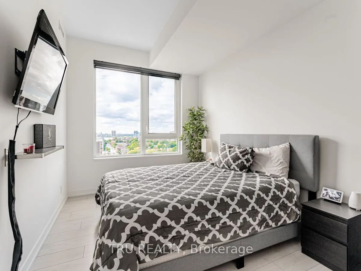 270 Dufferin Street, #LPH12