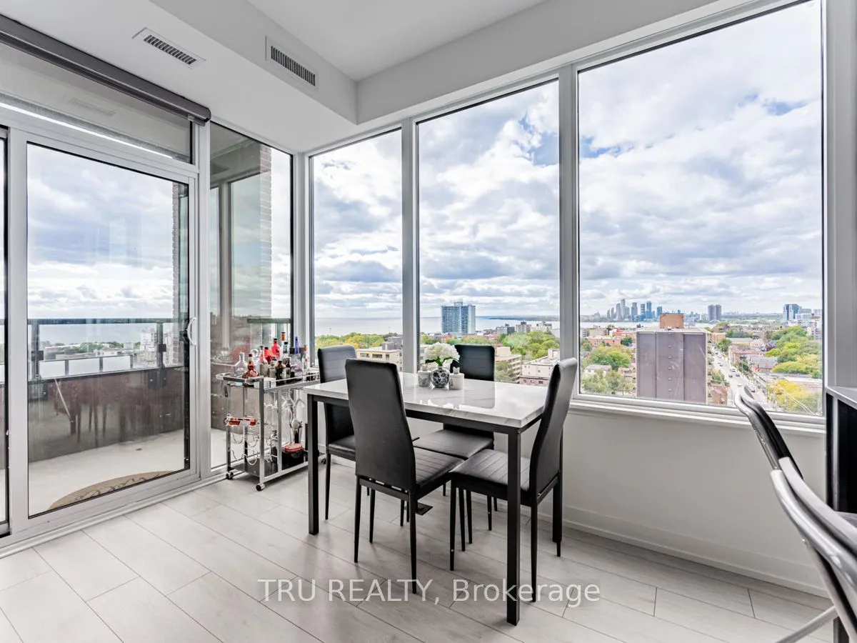 270 Dufferin Street, #LPH12