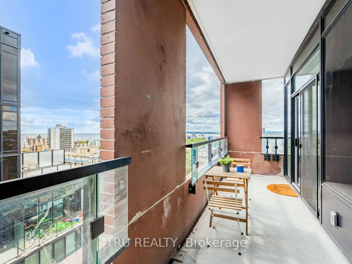 270 Dufferin Street, #LPH12